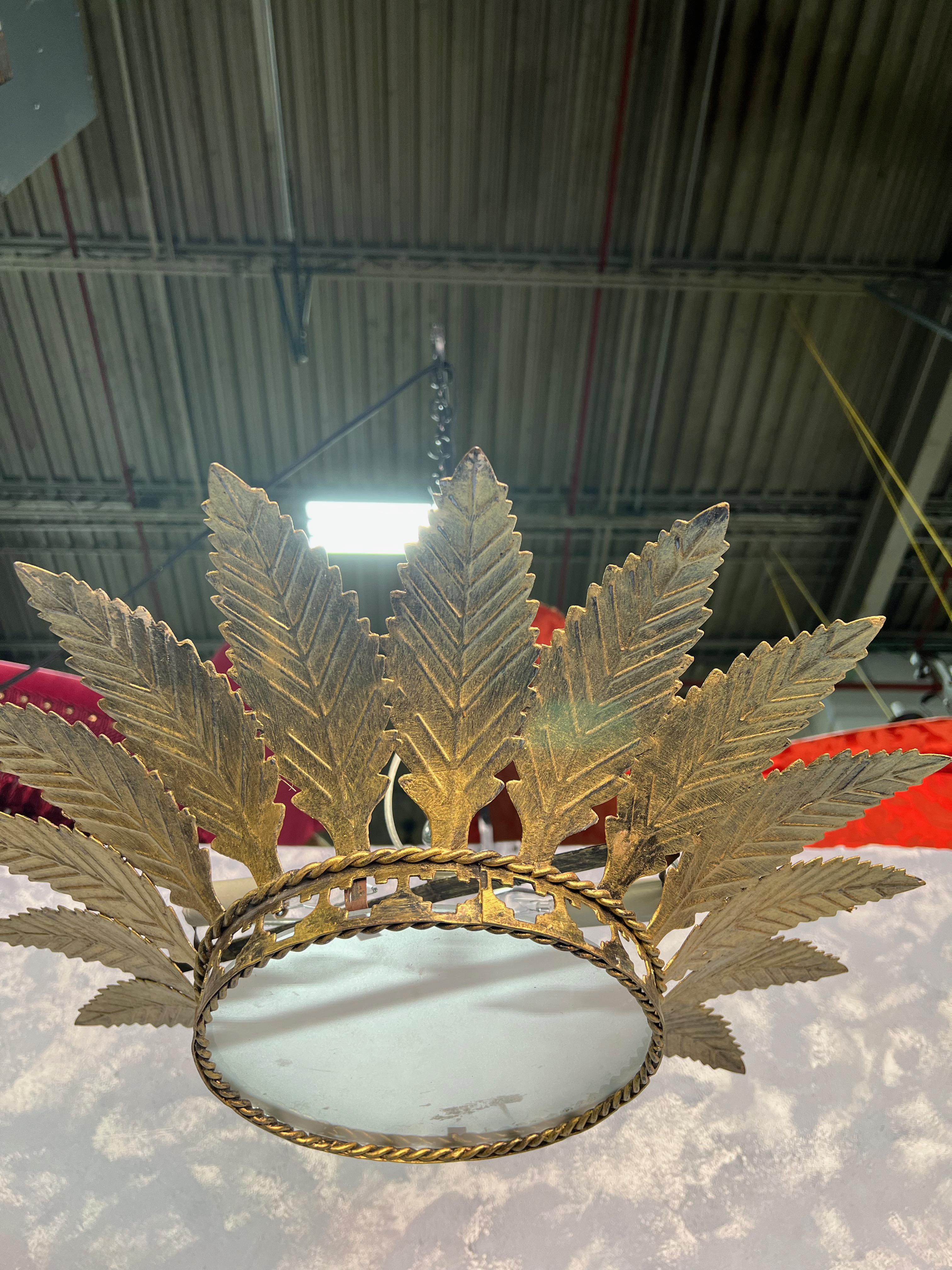 Spanish Gilt Metal Ceiling Fixture with Feathered Leaves For Sale 3
