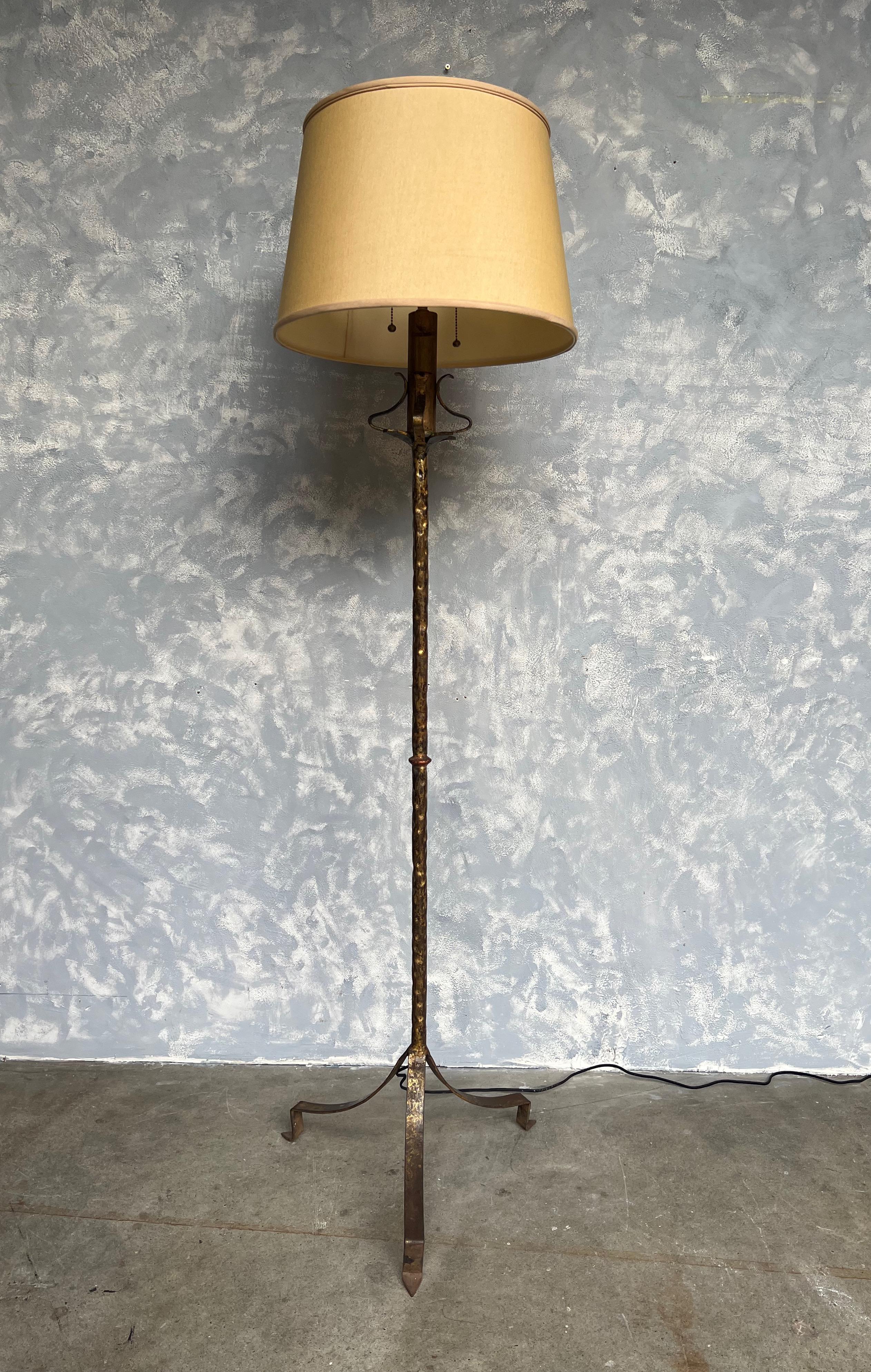 Spanish Gilt Metal Floor Lamp on a Tripod Base In Good Condition For Sale In Buchanan, NY