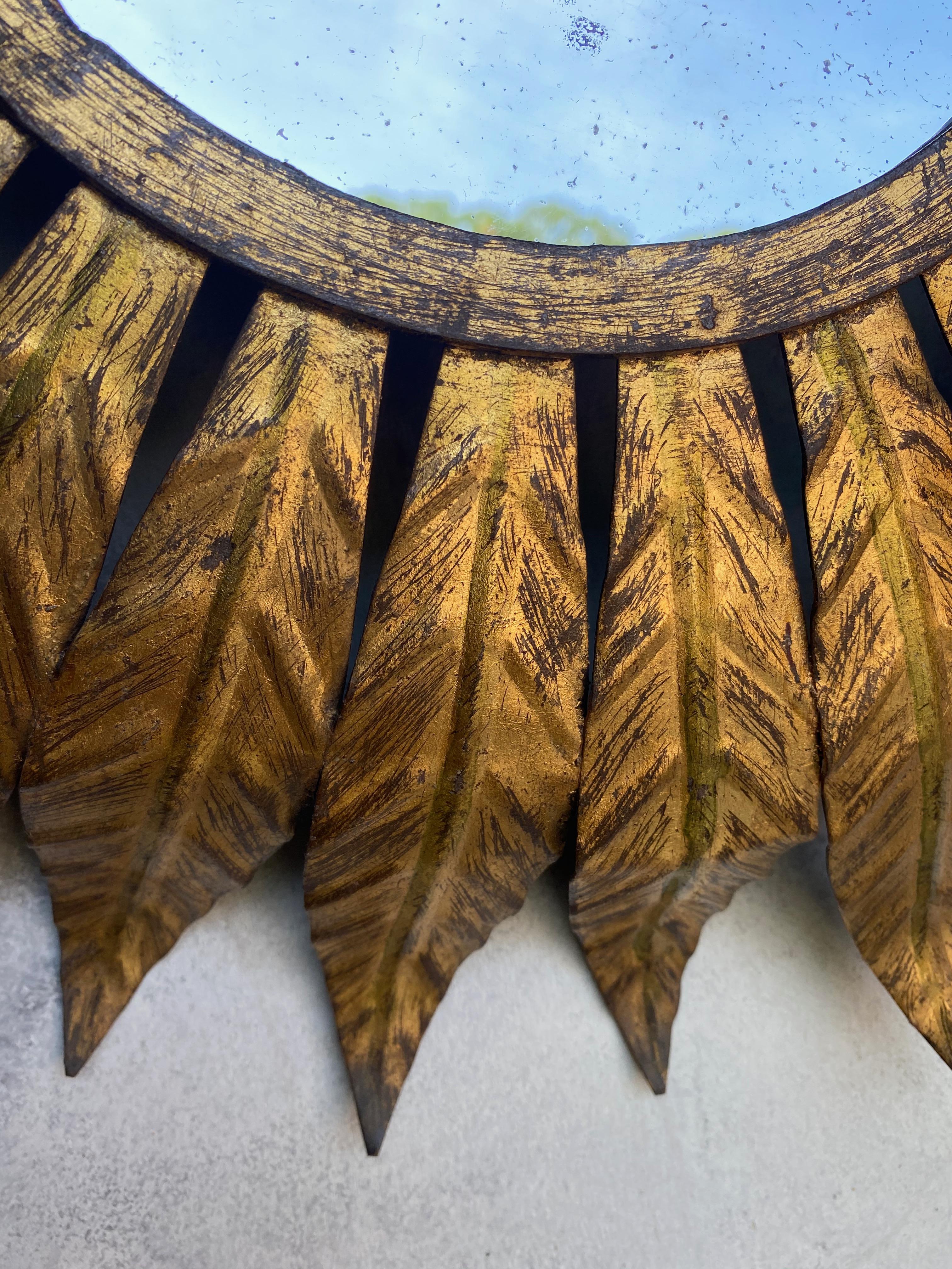Round Spanish Gilt Metal Sunburst Mirror With Large Radiating Leaves For Sale 6