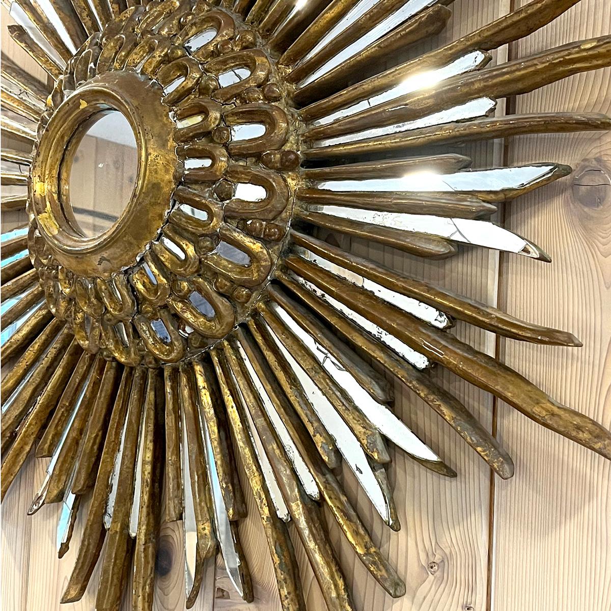 Spanish Gilt Sunburst Mirror In Good Condition In New York, NY