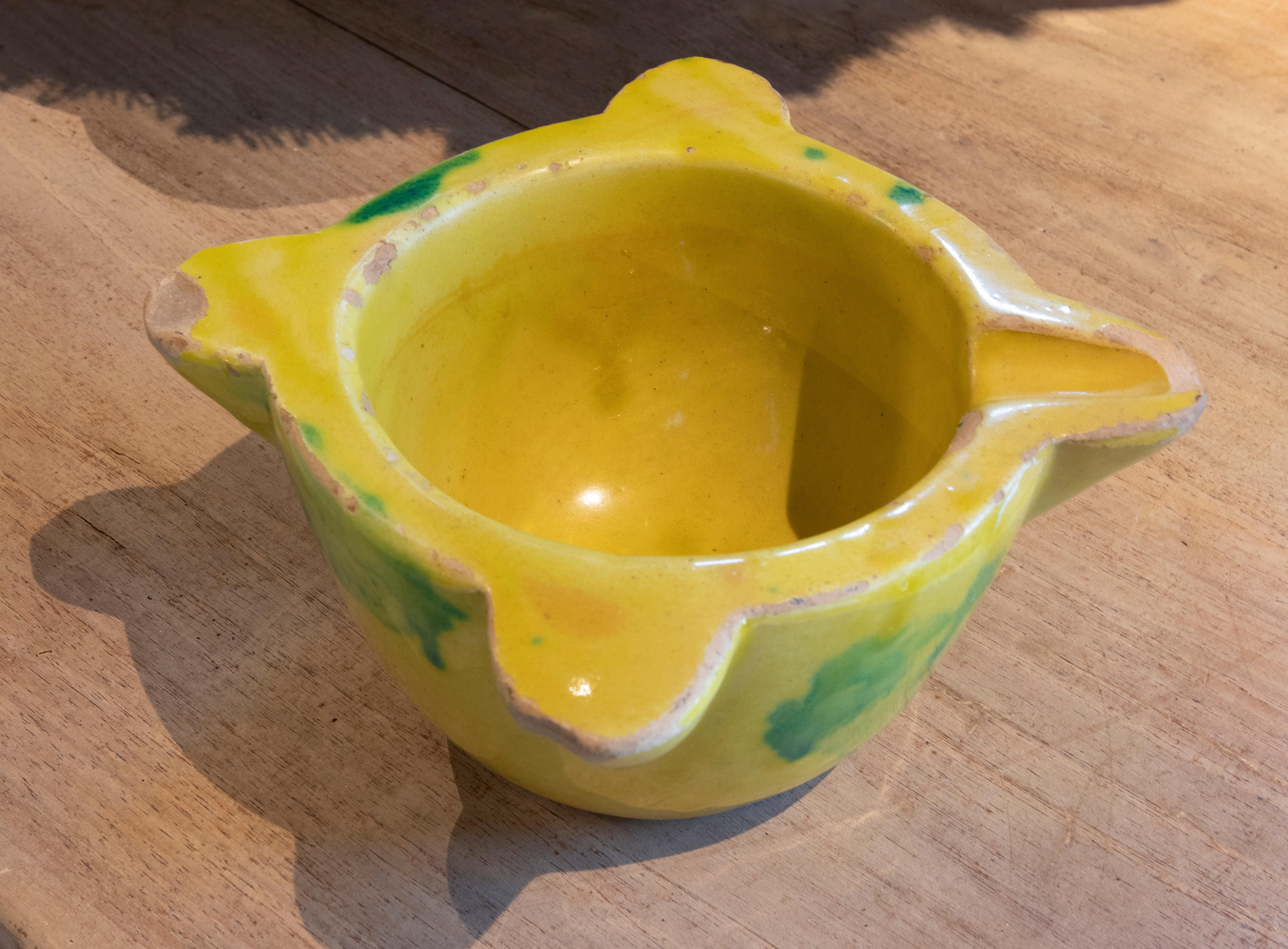 Spanish Glazed Ceramic Mortar in Yellow and Green Color For Sale 7