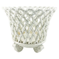 Cacharro español de cuerda esmaltada con pies de nudo - Siglo XX