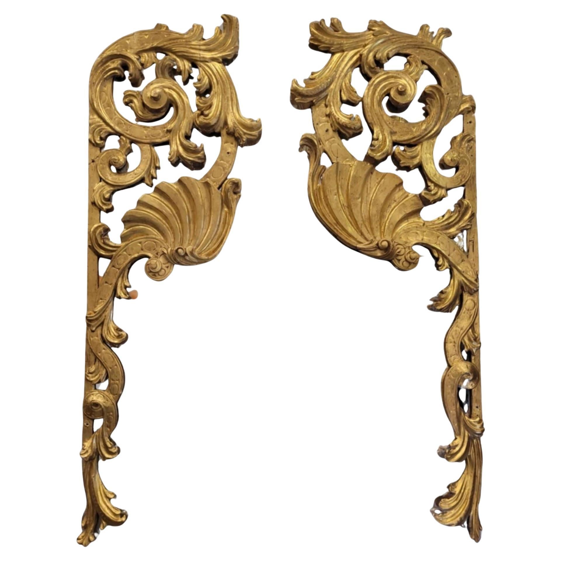Spanish golden wood Mirror made with fragments of an altarpiece, Baroque For Sale