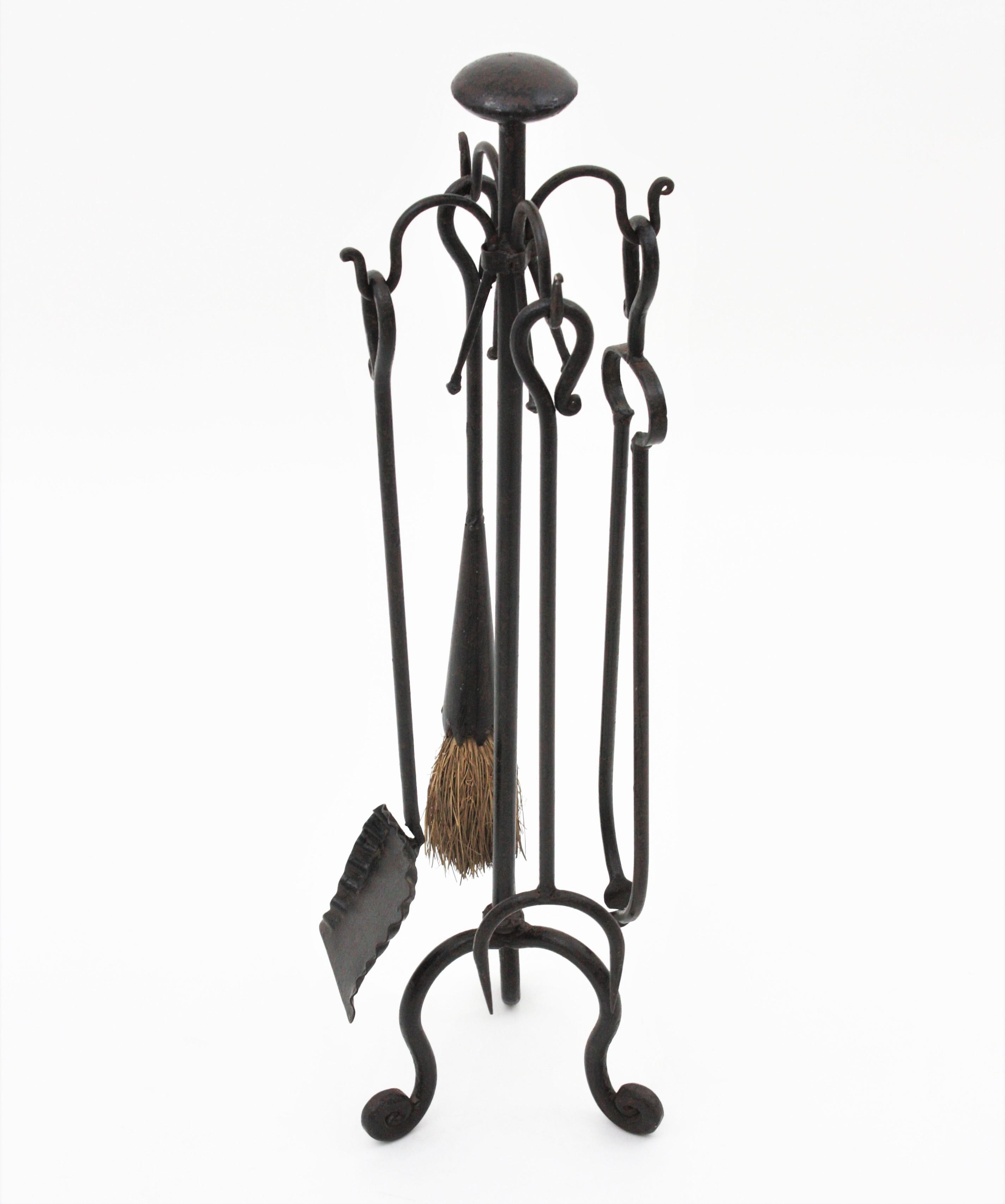  Spanish Gothic Revival Fireplace Tools Set Stand in Wrought Iron For Sale 3