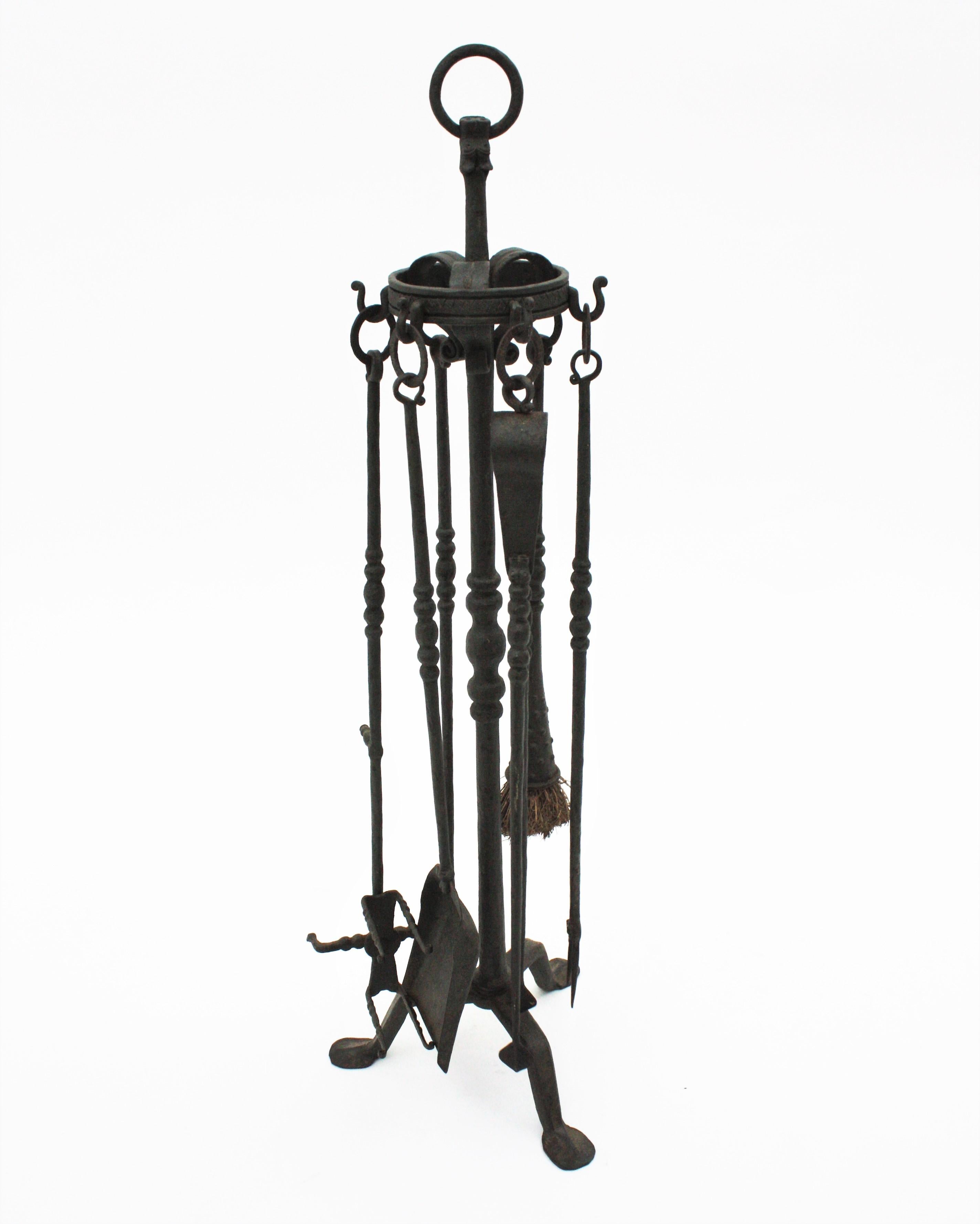 20th Century Spanish Gothic Revival Fireplace Tools Stand in Wrought Iron with Dragon Motif