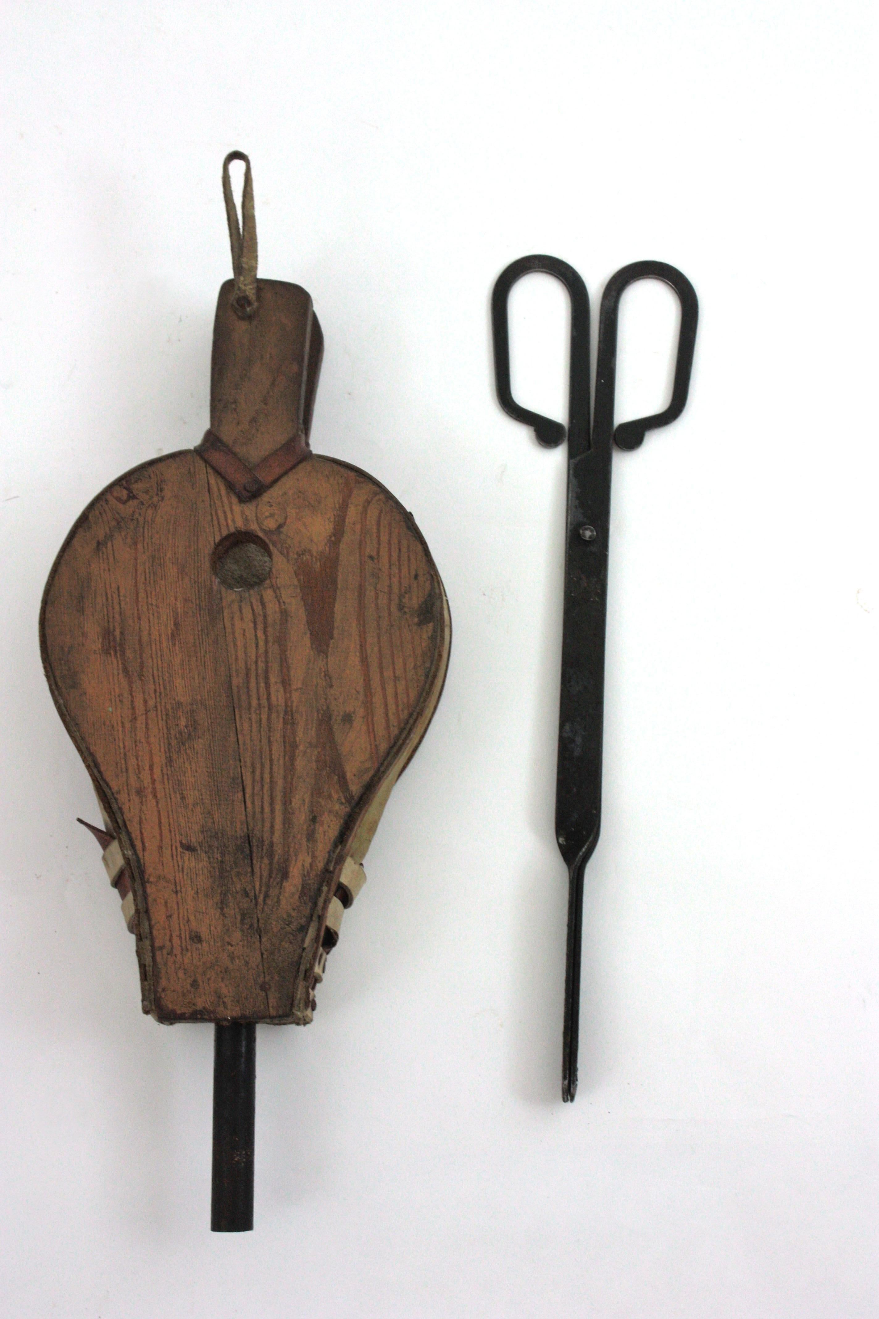 Soporte para Juego de Herramientas de Chimenea con Motivo de Dragón de Estilo Gótico Español, Hierro Forjado Negro en venta 11