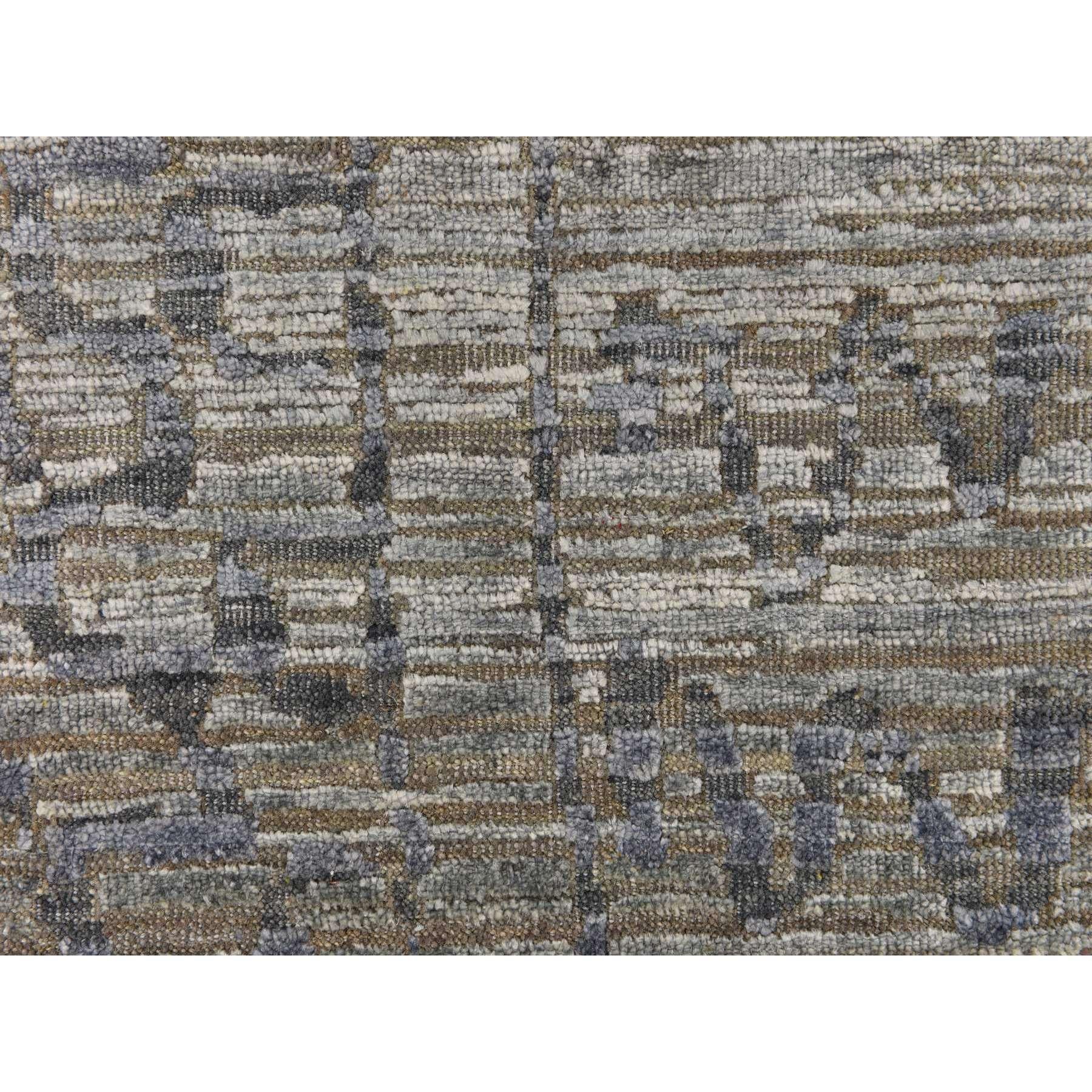 Alfombra Oriental Anudada a Mano 100% Seda con Influencia Bereber Gris Española Tono sobre Tono en Nuevo estado para la venta en Carlstadt, NJ