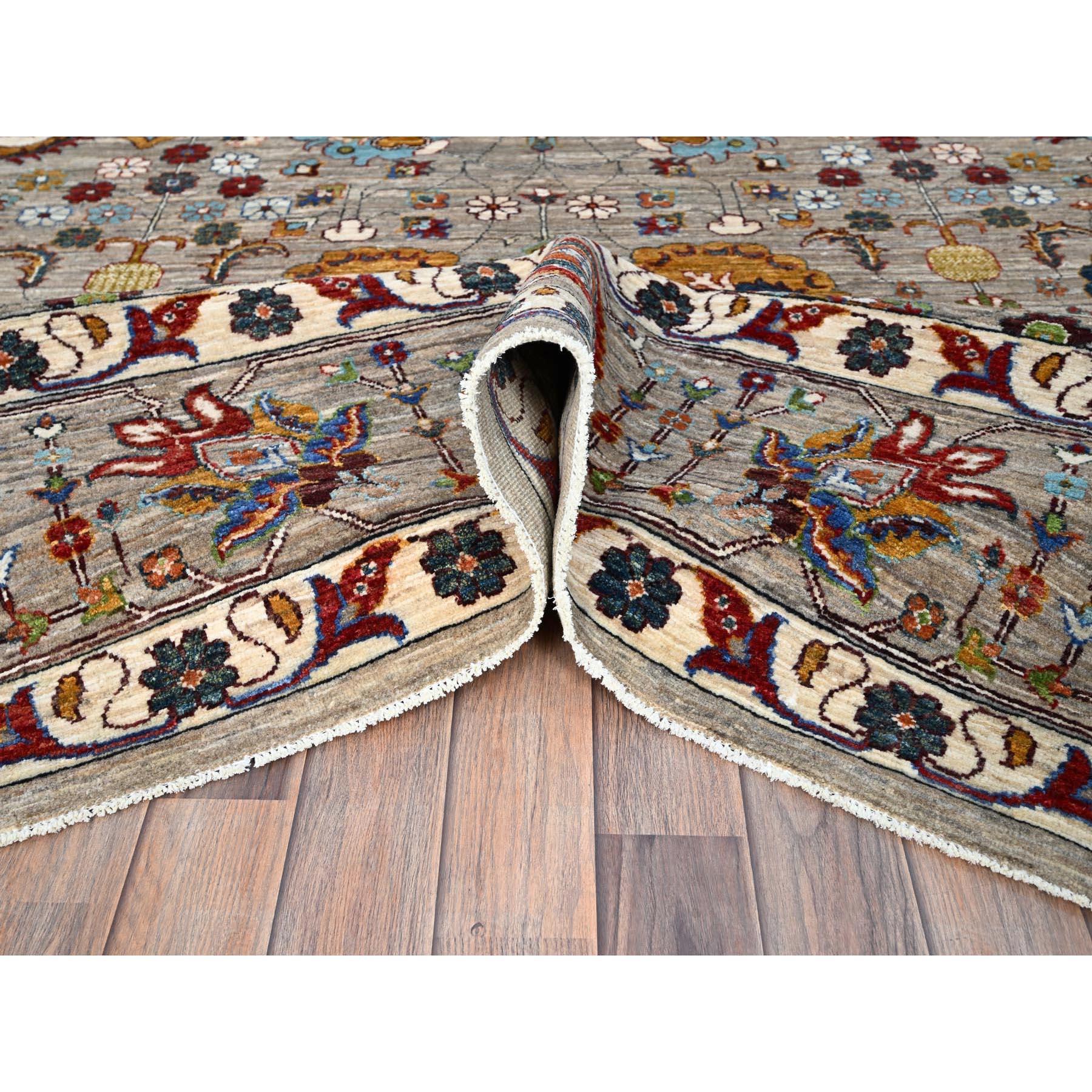Hand-Knotted Spanish Gray Hand Knotted Sultani Floral Pattern Wool Oriental Rug 8'10