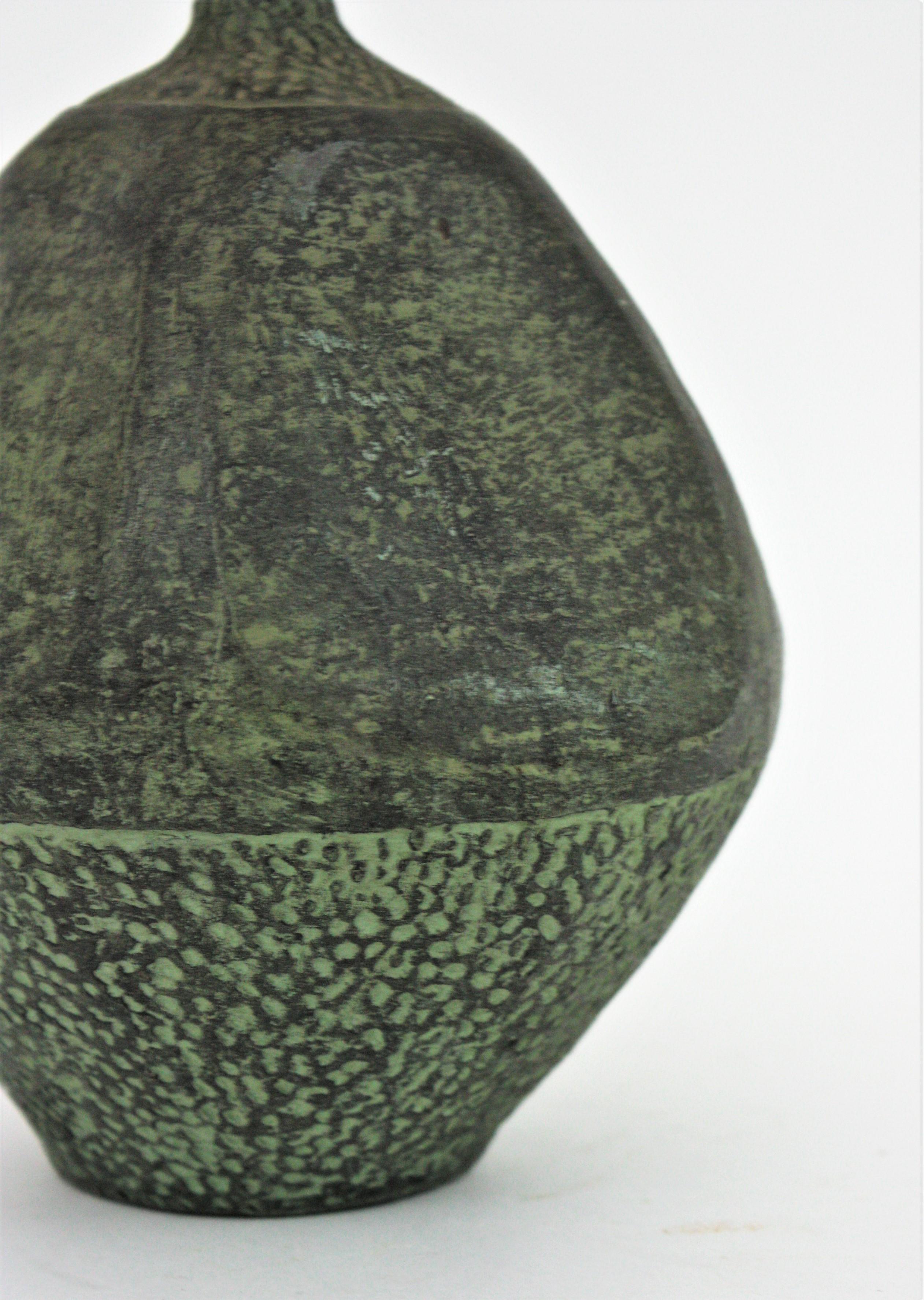 Cotto Vaso a bottiglia in terracotta verde spagnolo, anni '40 in vendita