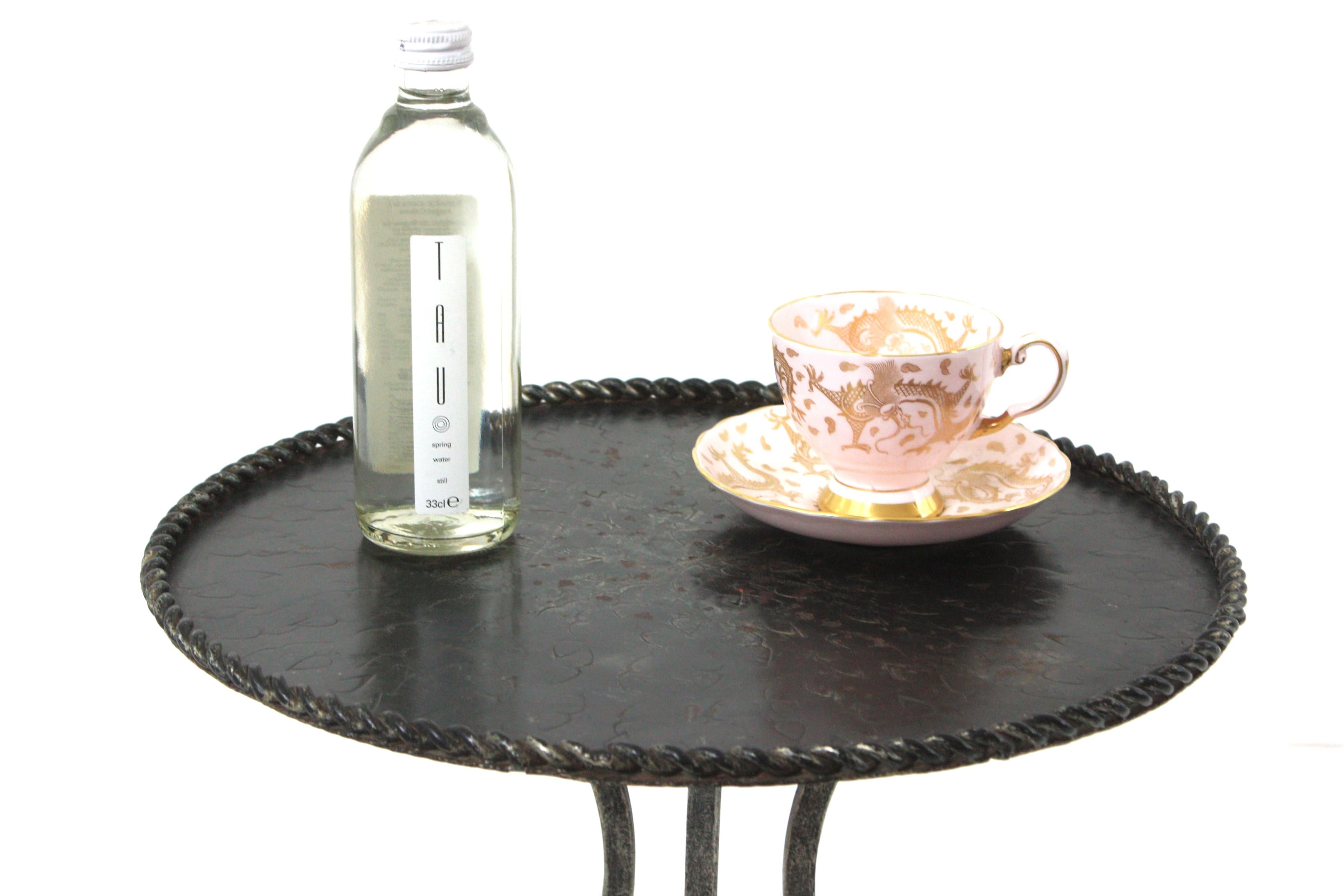 Spanish Gueridon Drinks Occassional Low Side Table in Wrought Iron For Sale 12