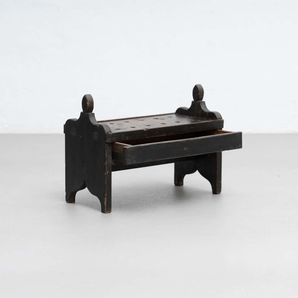 Spanish 'Hachero' Traditional Ancient Stained Wood Candleholder, circa 1930 For Sale 3