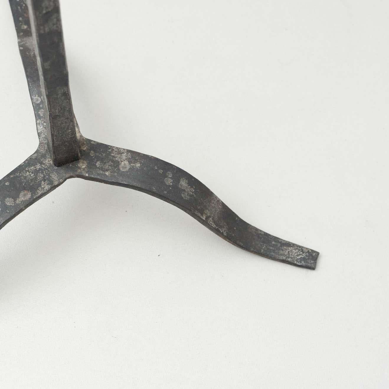 Spanish 'Hachero' Traditional Ancient Wrought Iron Candleholder, circa 1930 For Sale 2