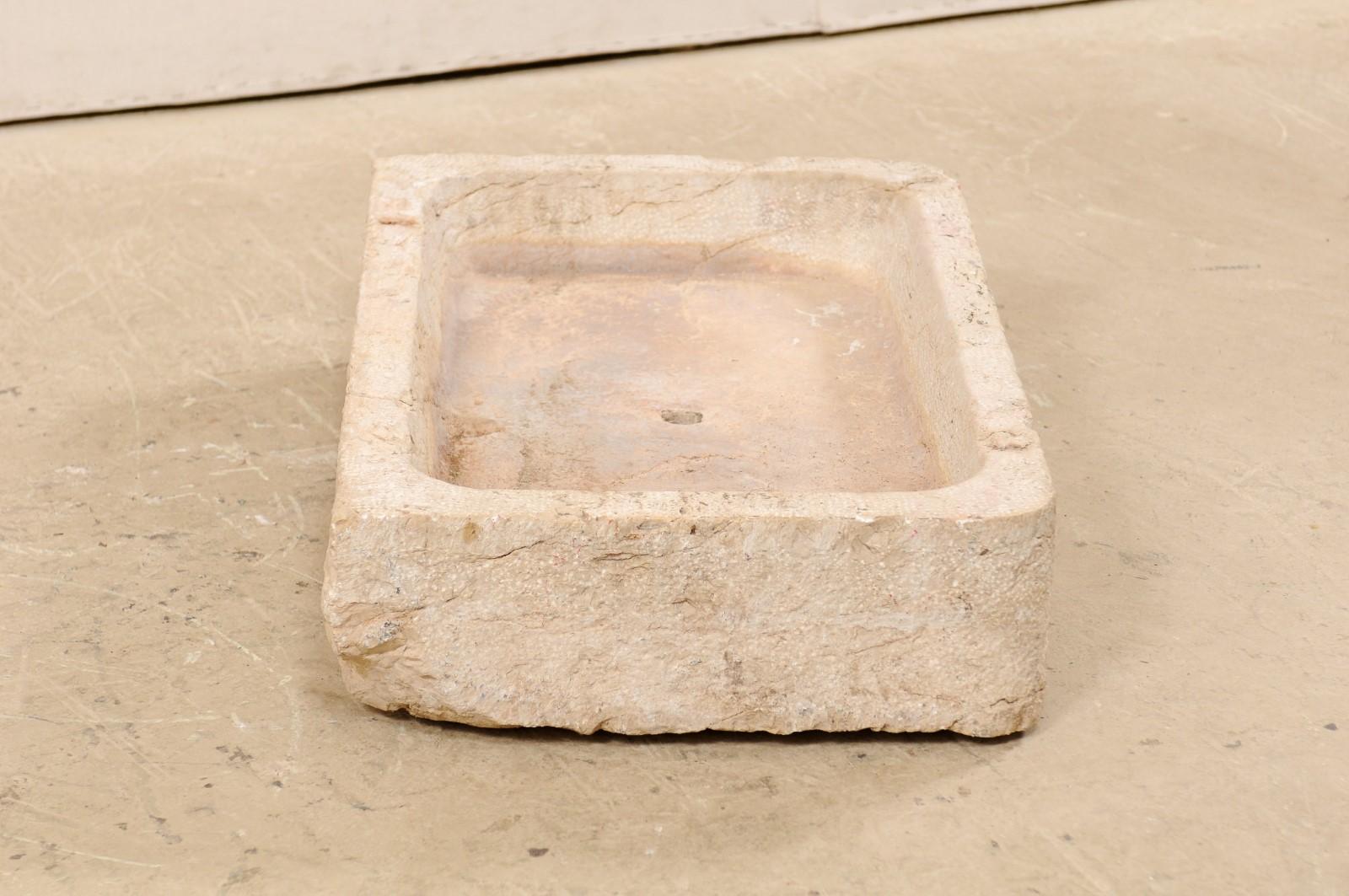Spanish Hand Carved Limestone Sink with Shallow Basin from the 19th Century In Good Condition In Atlanta, GA