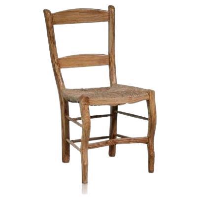 Chaise de salle à manger espagnole en bois d'olivier fabriquée à la main, siège en jonc