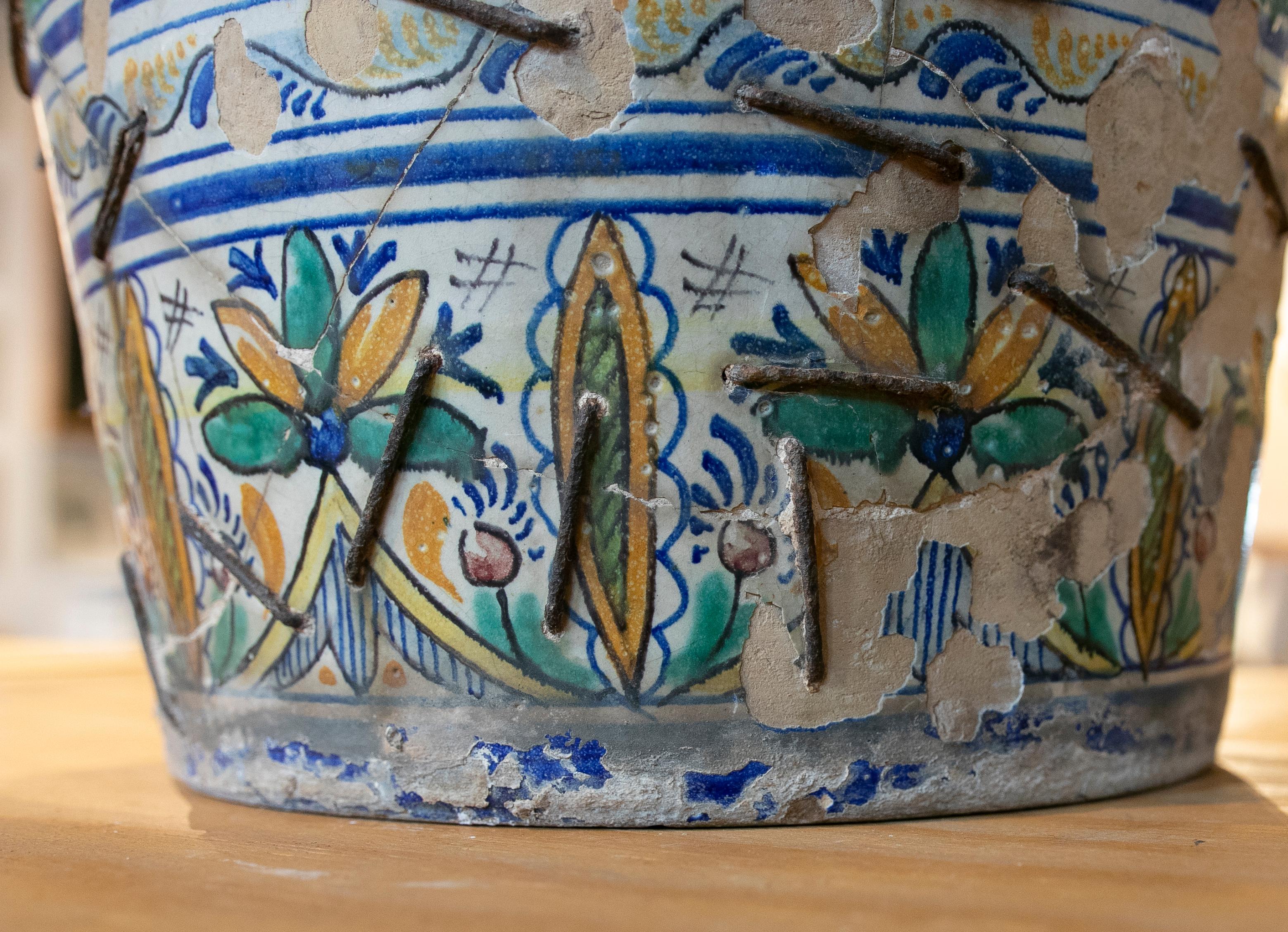 Spanish Hand Painted Triana Ceramic Flowerpot 9