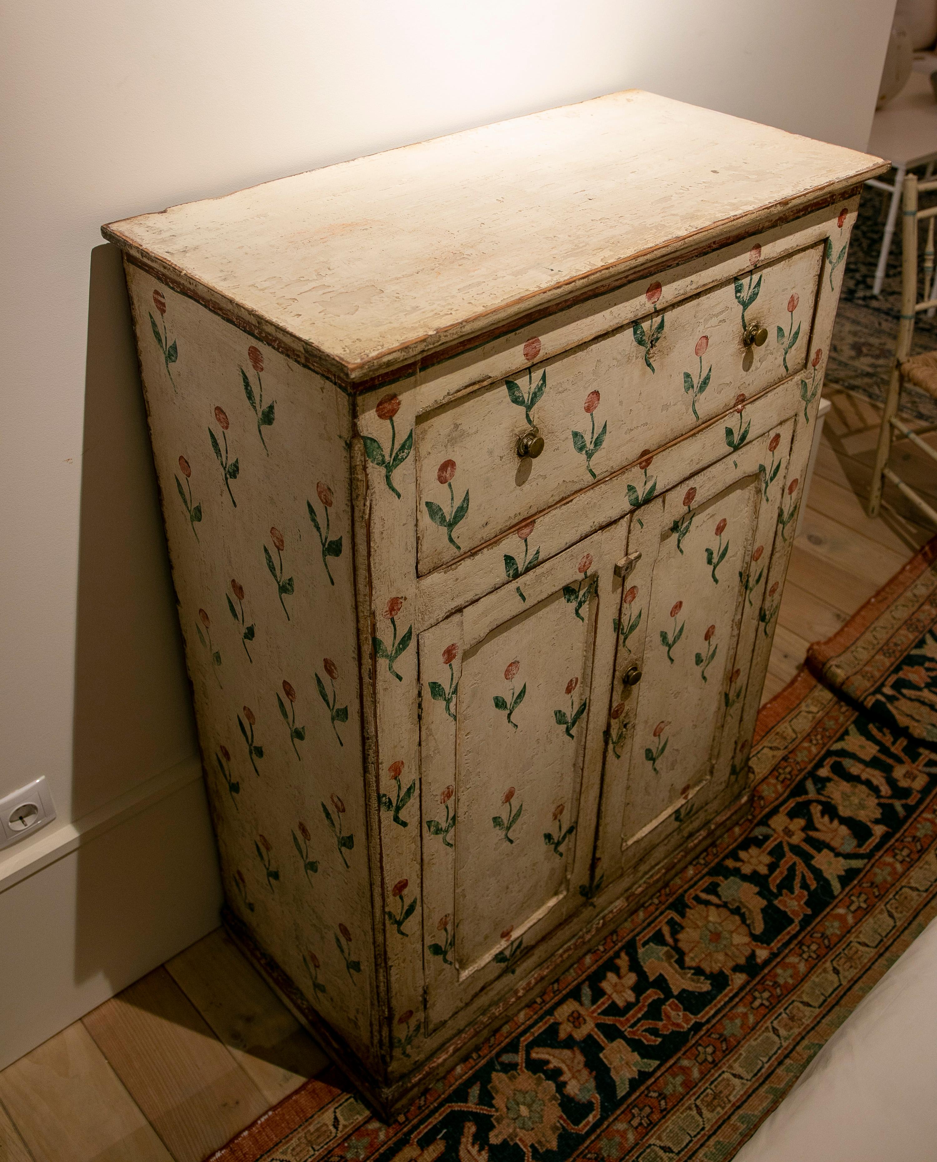 20th Century Spanish Hand-Painted Wooden Cabinet with Drawer and Doors with Flowers For Sale