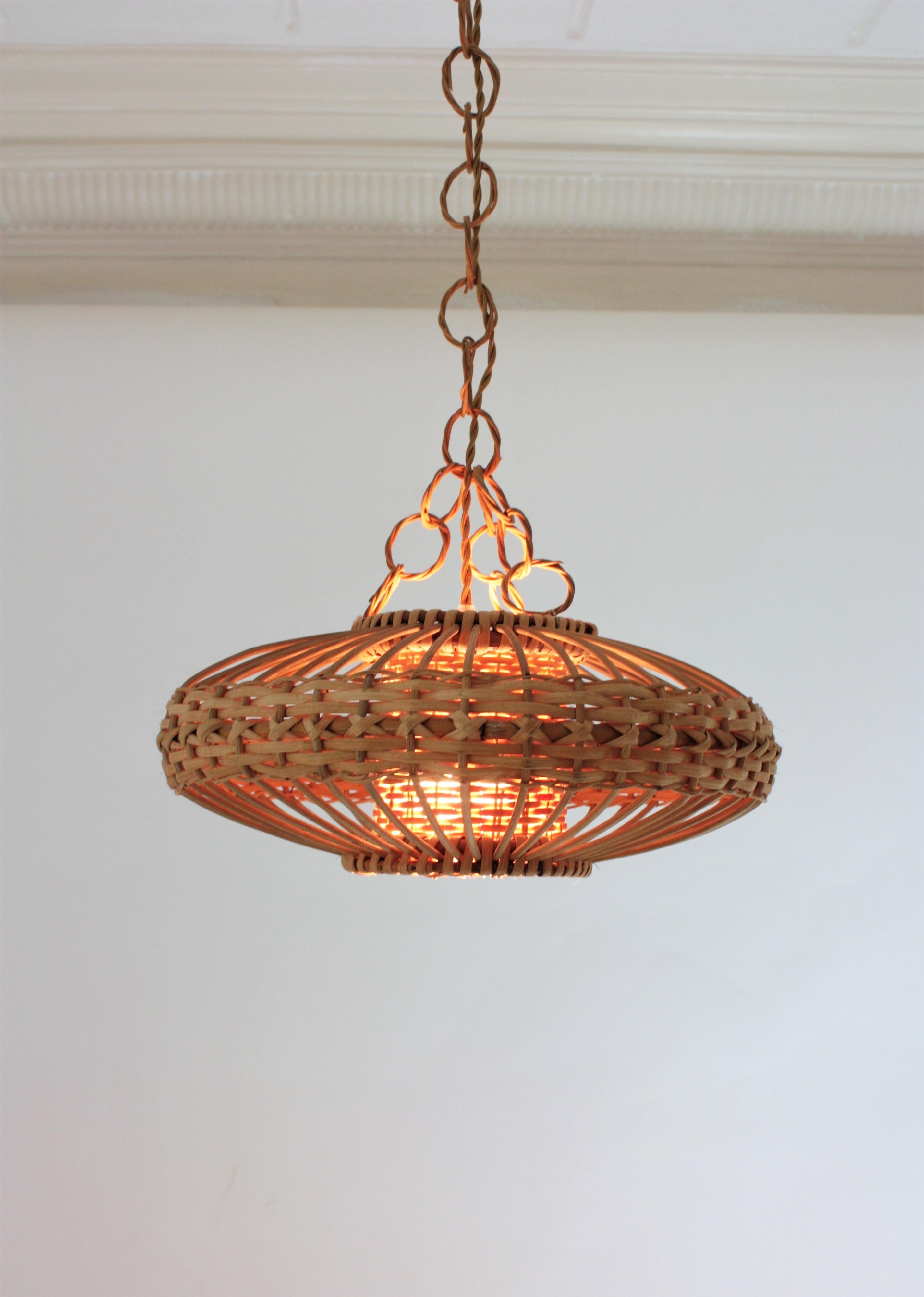 Spanish Hand Woven Rattan Wicker Pendant Light / Lantern For Sale 13
