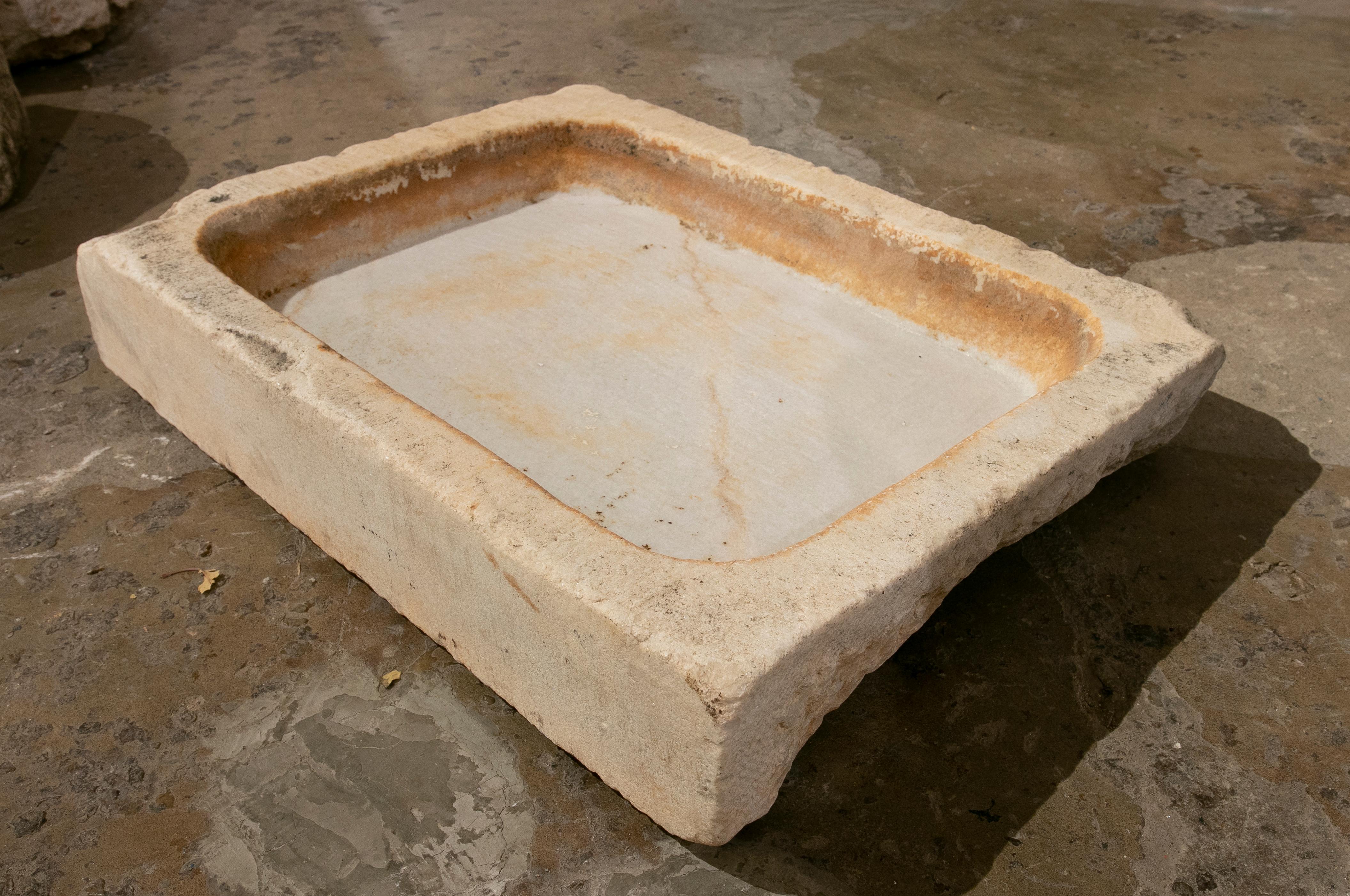 Spanish Handcarved Marble Washbasin from the XIX Century 1