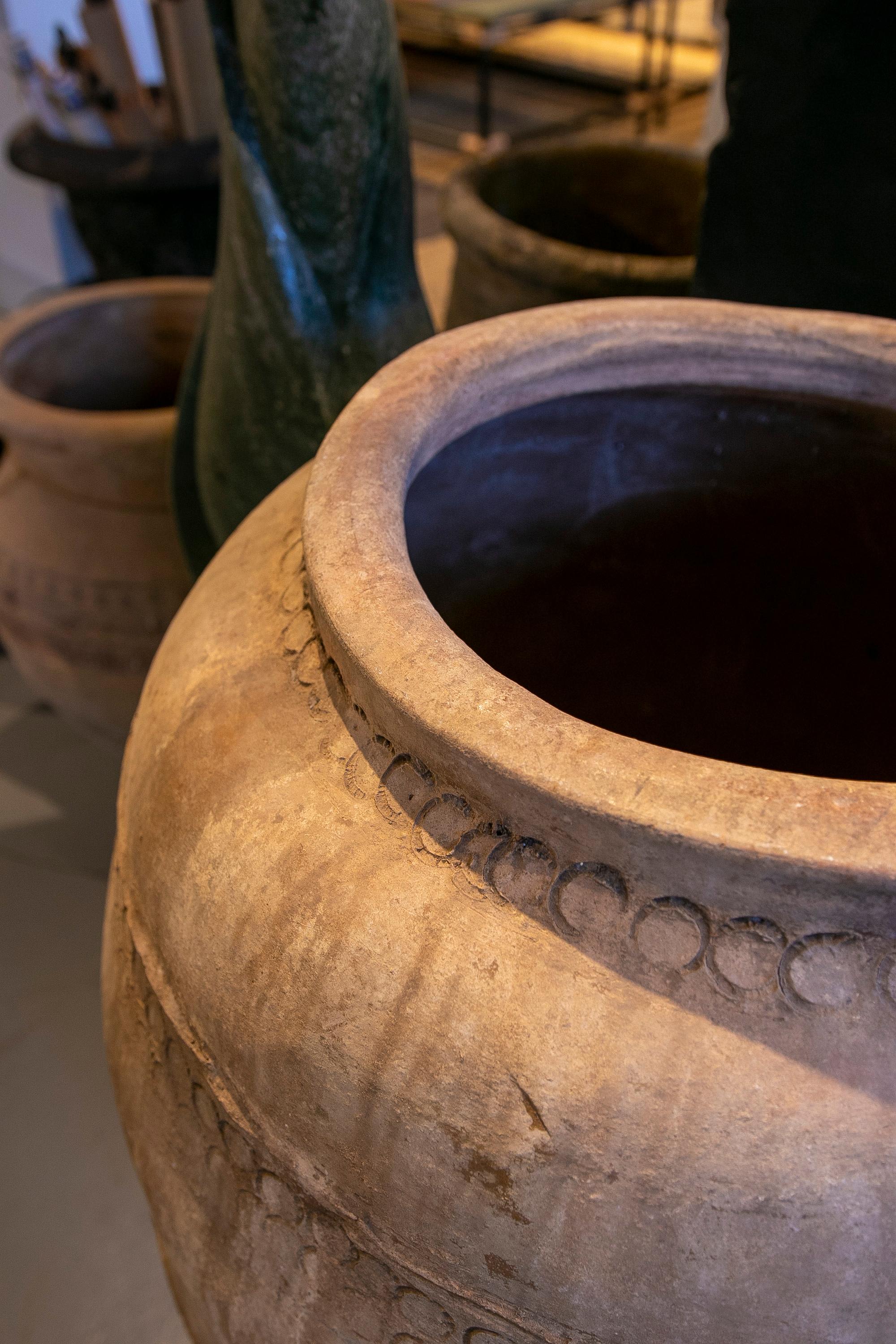 Spanish Handmade Ceramic Jar with Decorative Borders 11