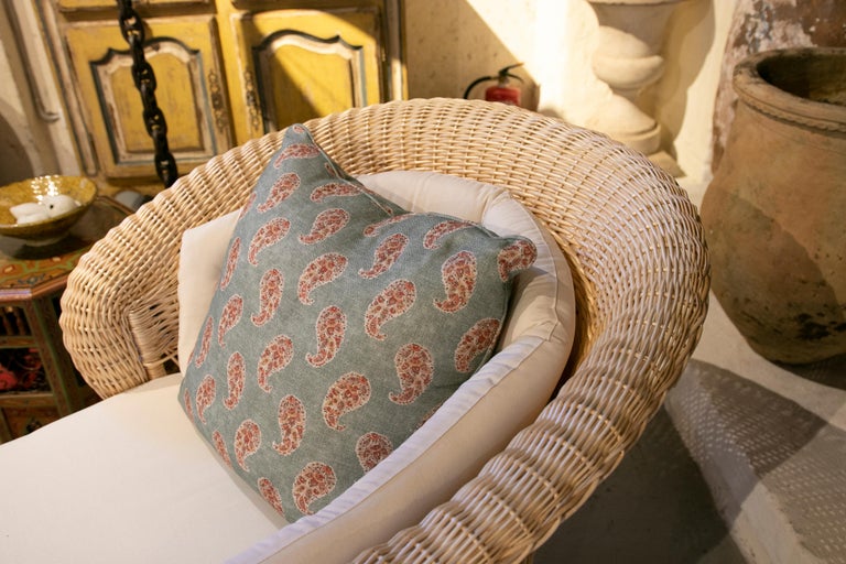 Spanish Handmade Wicker Chaise Longue with White Upholstery For Sale at