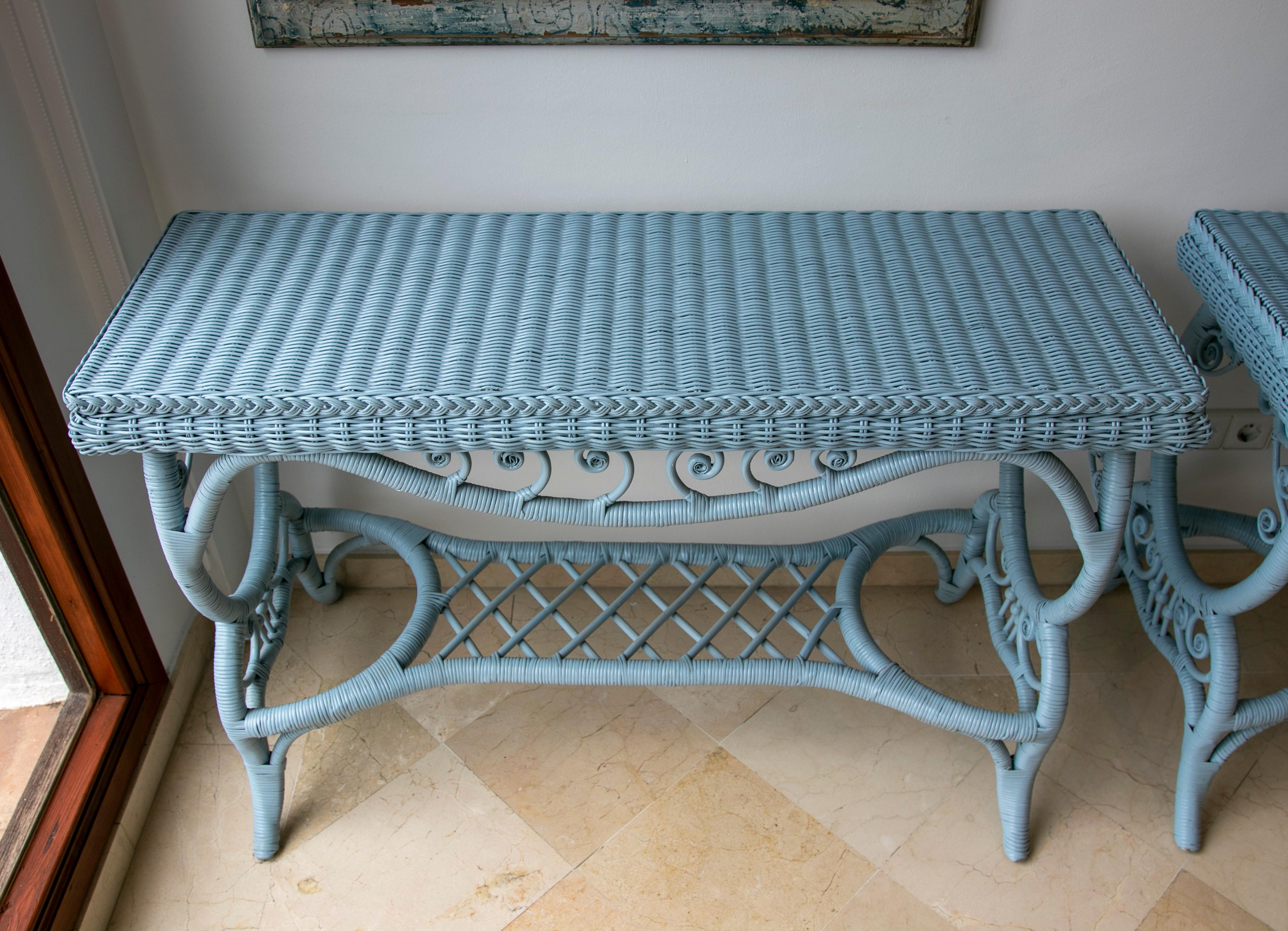 Spanish Handmade Wicker Console Lacquered in Blue Colour In Good Condition For Sale In Marbella, ES