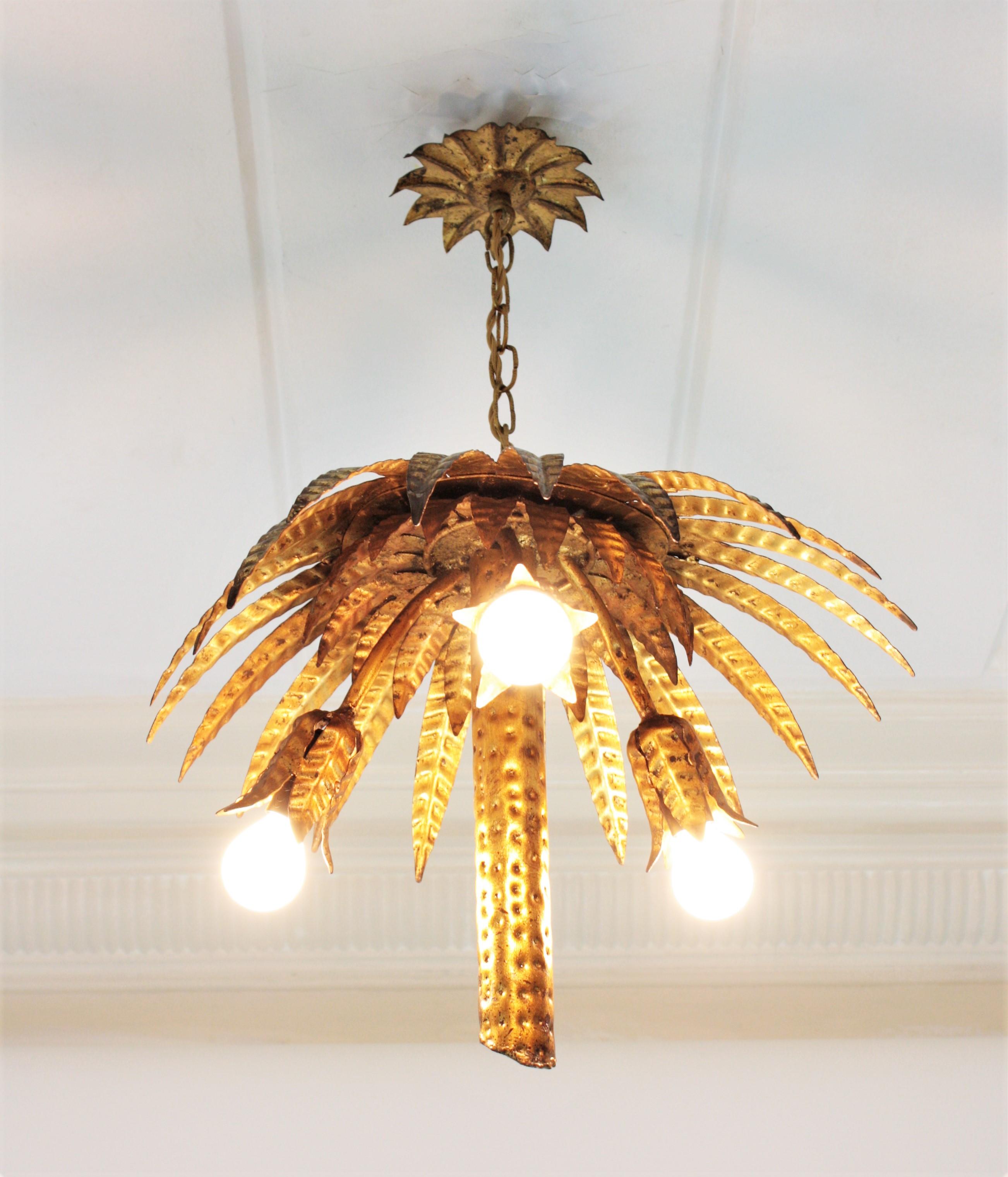 Spanish Hollywood Regency Gilt Metal Palm Tree Chandelier or Flushmount In Good Condition In Barcelona, ES
