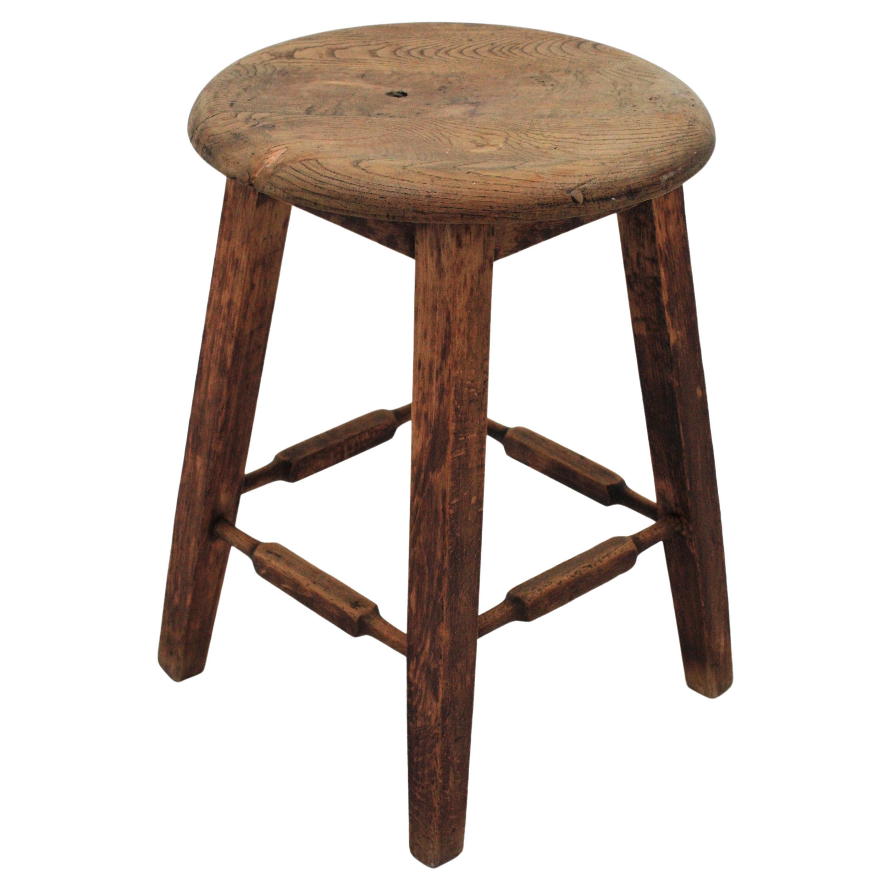 Industrial stool in oak wood. Spain, 1940s.
This stool is made of oakwood with nice veins on the top and original patina.
To be used as seat or as side table / occassional table
Dimensions:
 34 cm W x 34 cm D x 47 cm H


 
