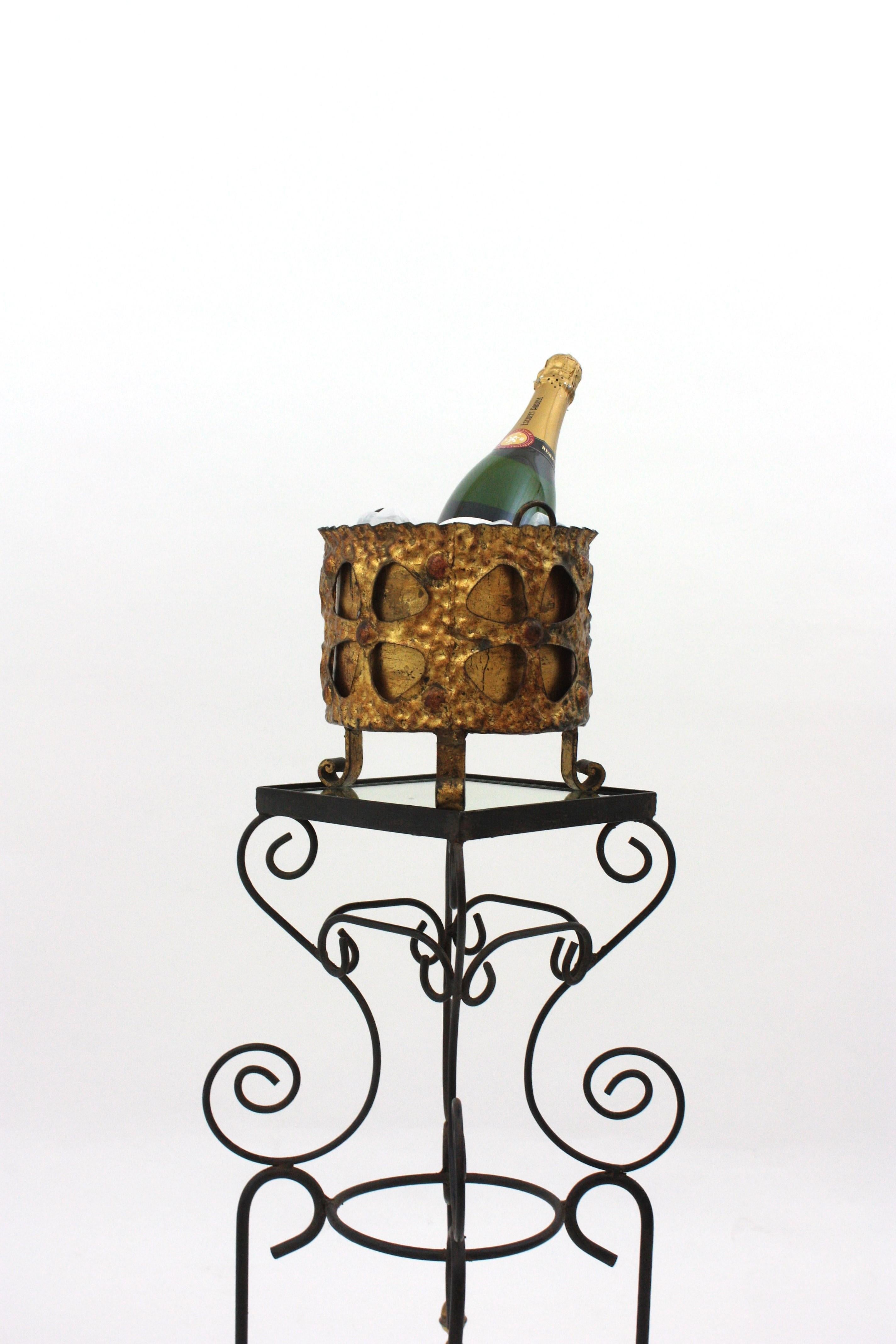 Spanish Iron and Brass Drinks Table or Side Table with Mirror Top, 1950s For Sale 8