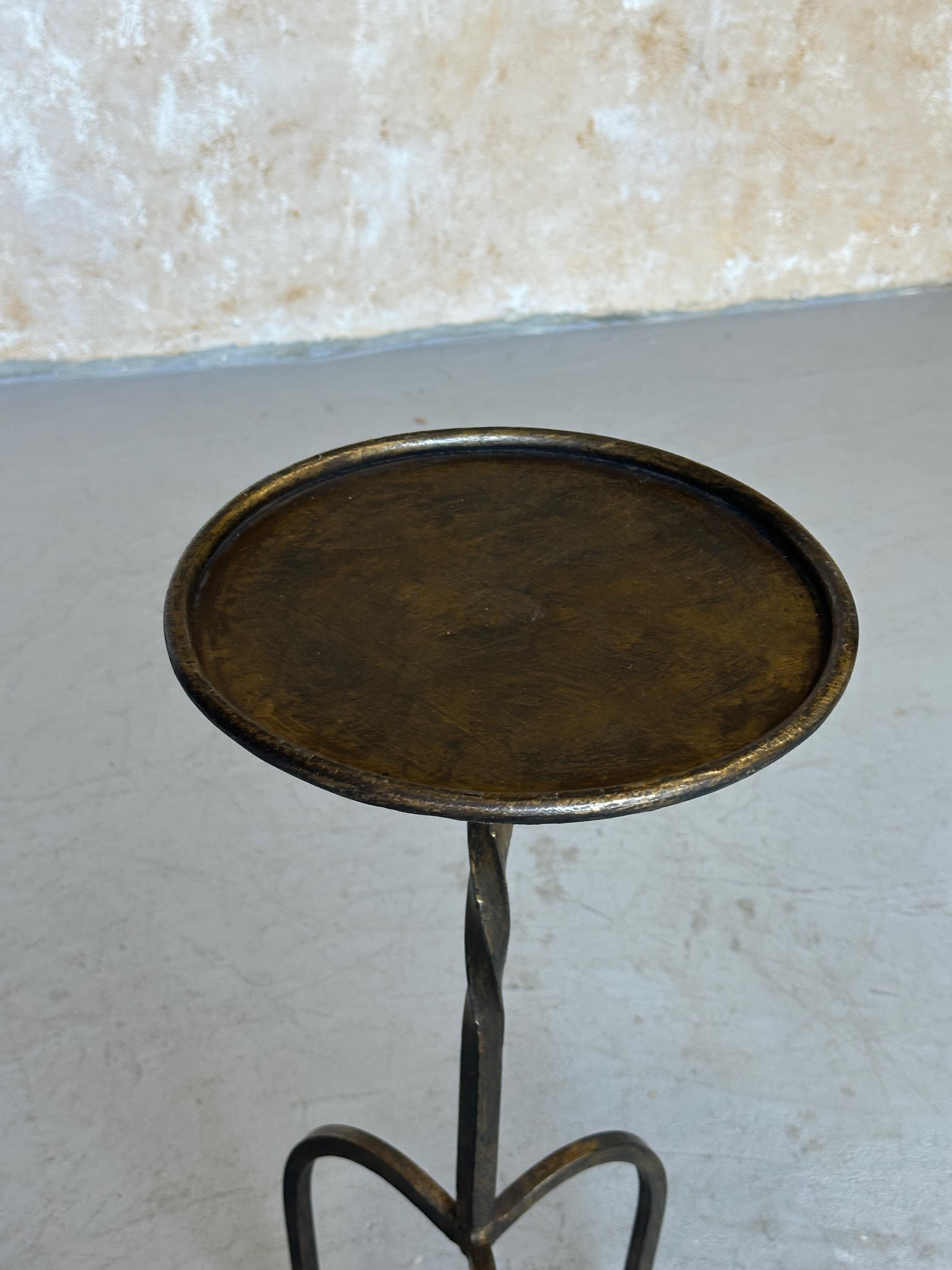 Spanish Iron Drinks Table with Tripod Base 2