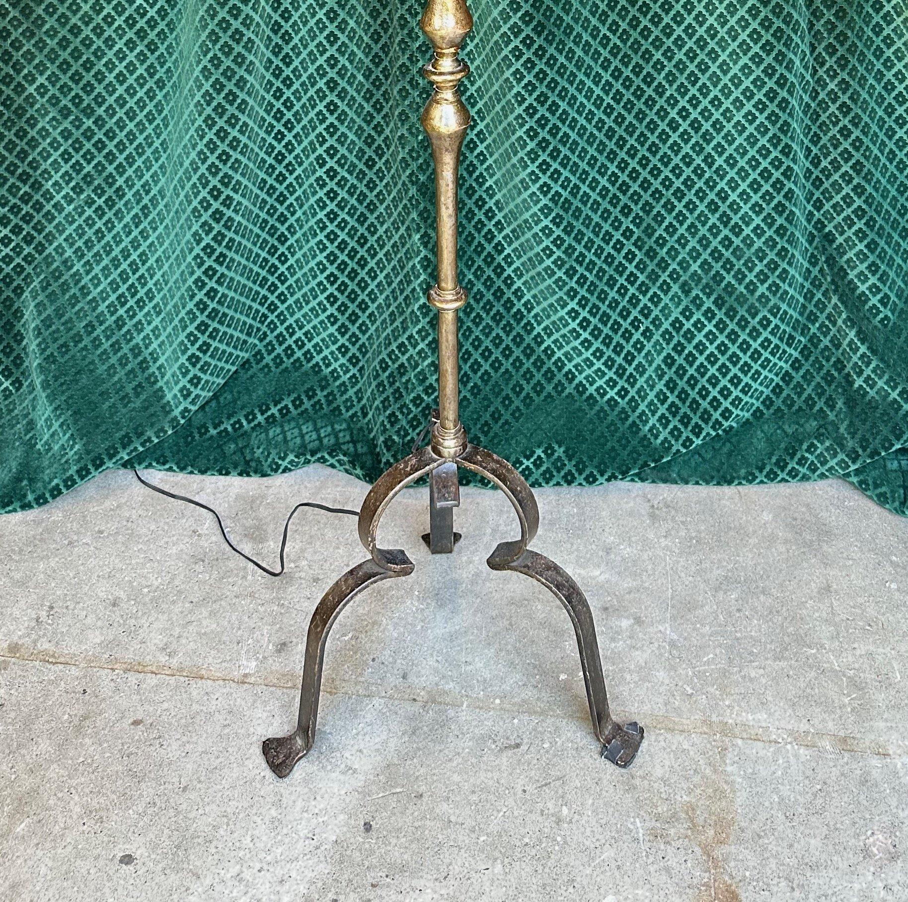 Spanish Iron Floor Lamp on an Elevated Tripod Base For Sale 2