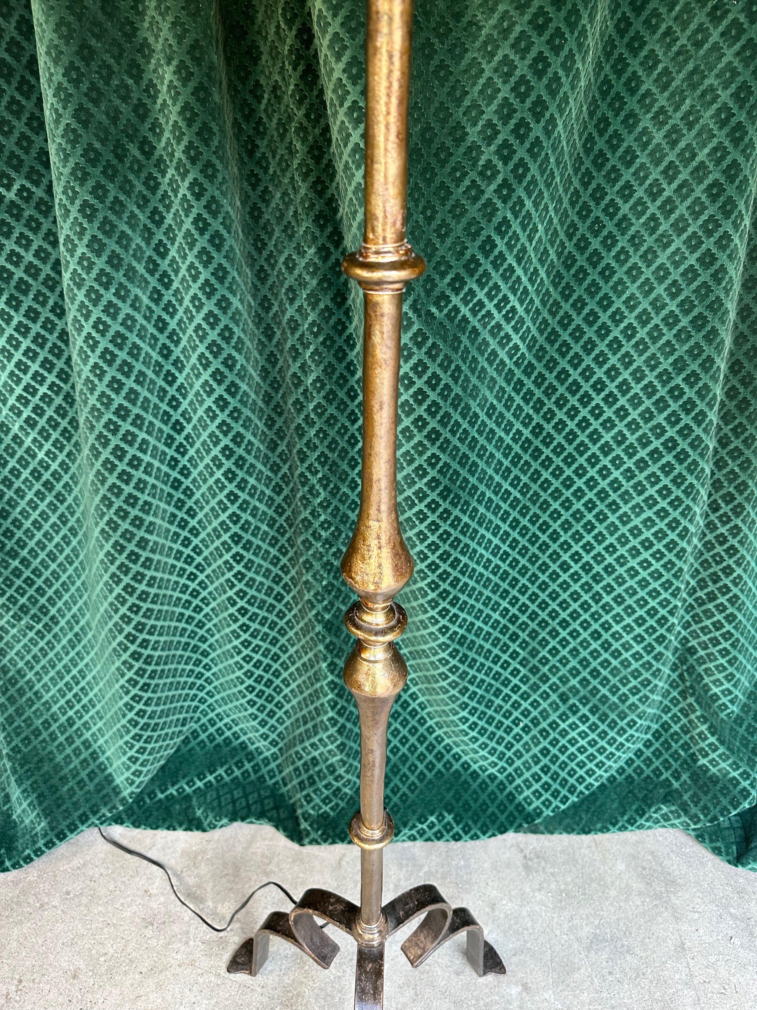Spanish Iron Floor Lamp on an Elevated Tripod Base For Sale 4