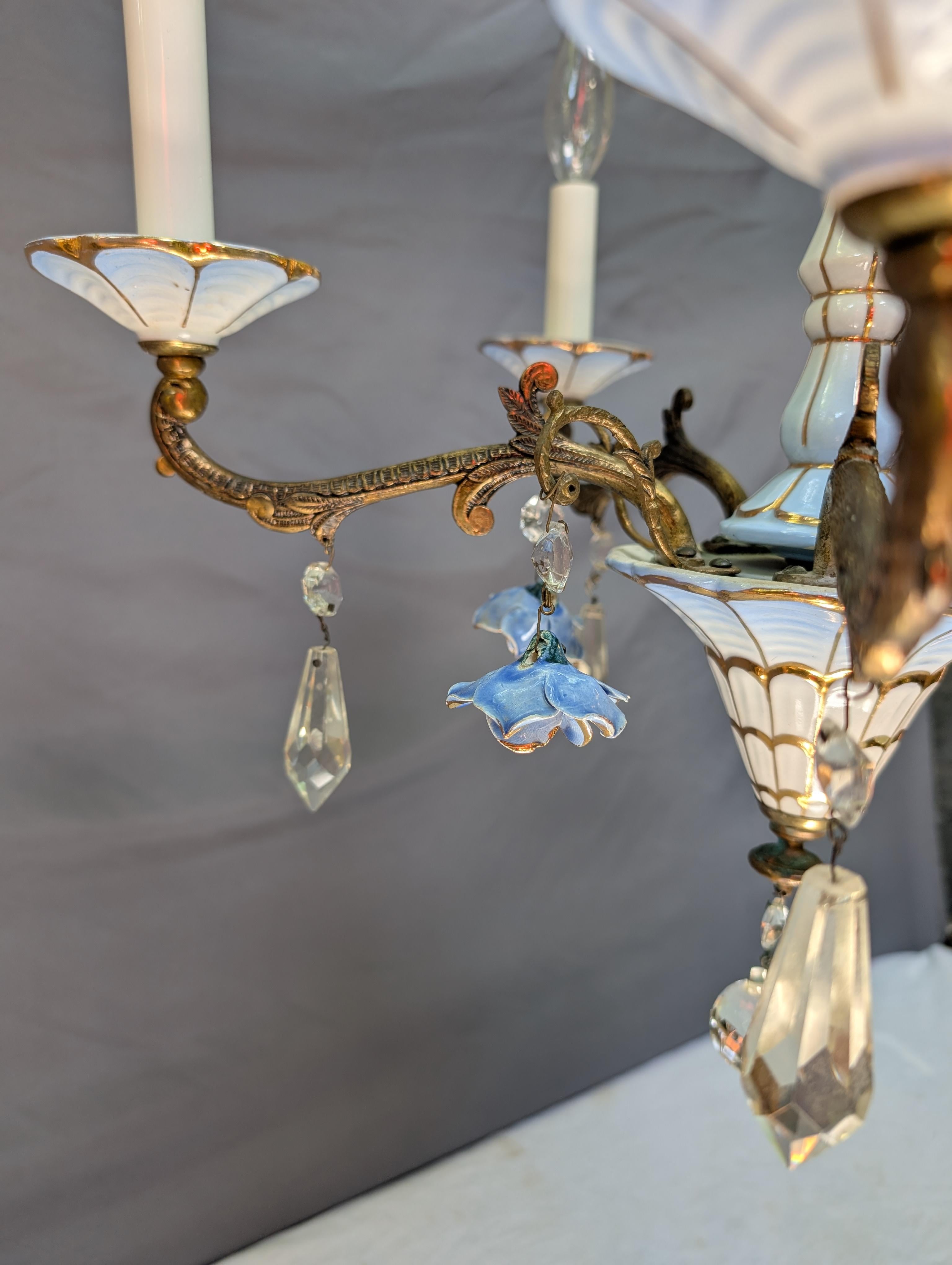 Spanish-Italian Porcelain Chandlier In Good Condition For Sale In Cincinnati, OH