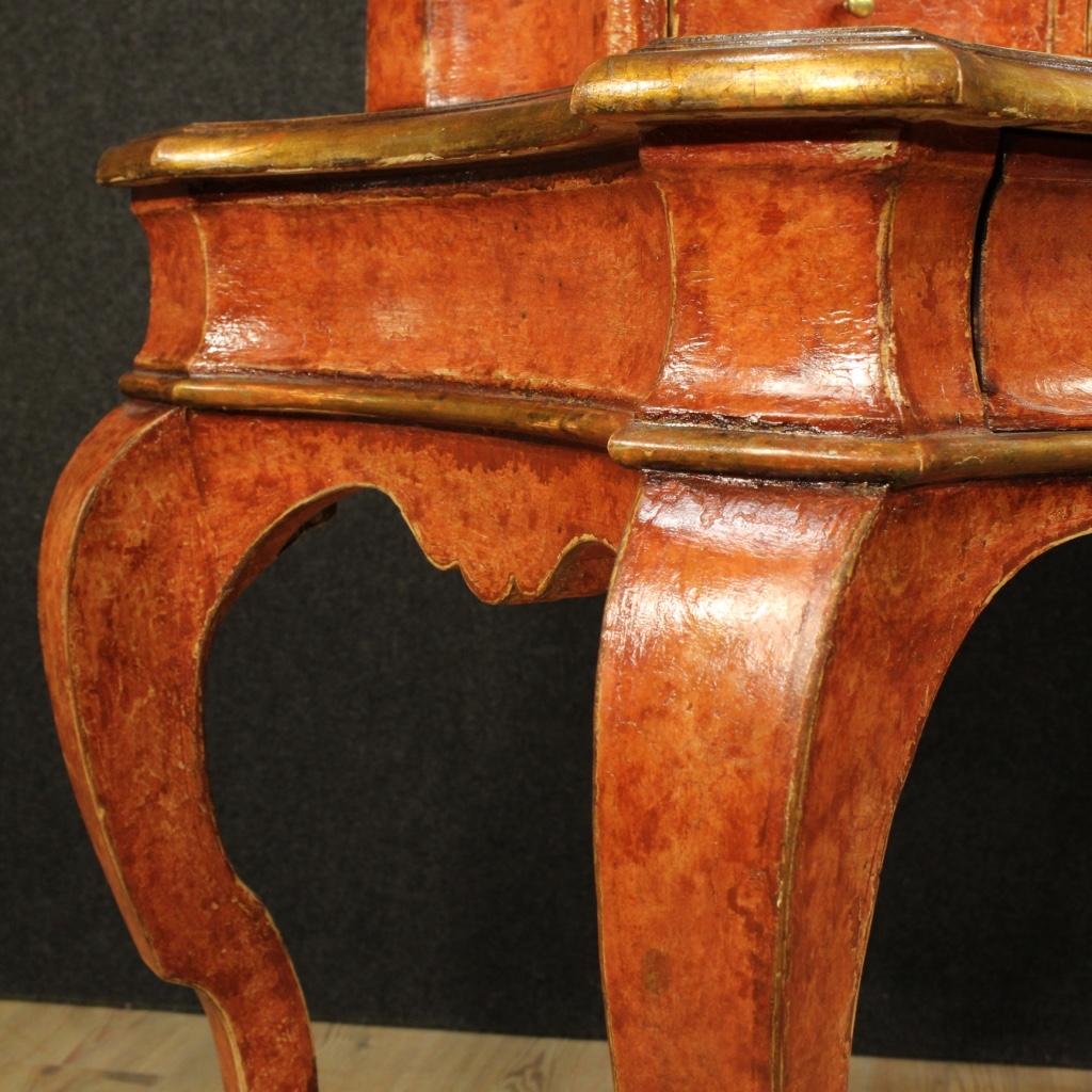 Spanish Lacquered and Gilded Desk, 20th Century For Sale 5