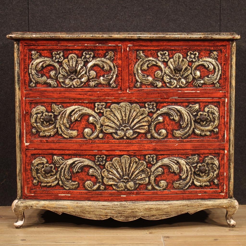 Spanish dresser from 20th century. Lacquered, silvered and chiselled furniture of beautiful line and pleasant decor. Chest of drawers equipped with two larger drawers in the lower part and two smaller parallel drawers placed under the wooden top in