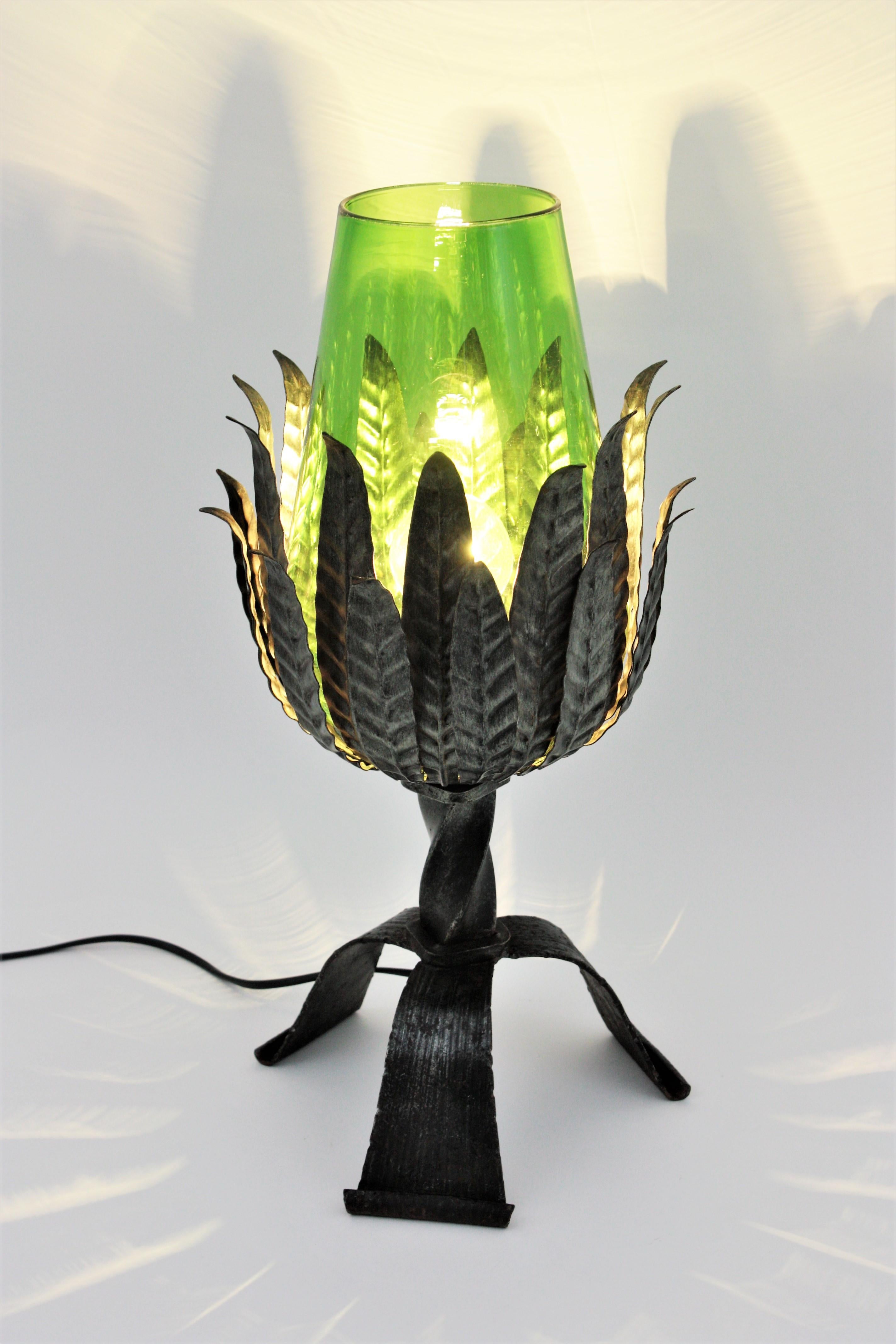 Spanish Table Lamp, Wrought Iron and Green Glass, 1950s For Sale 7