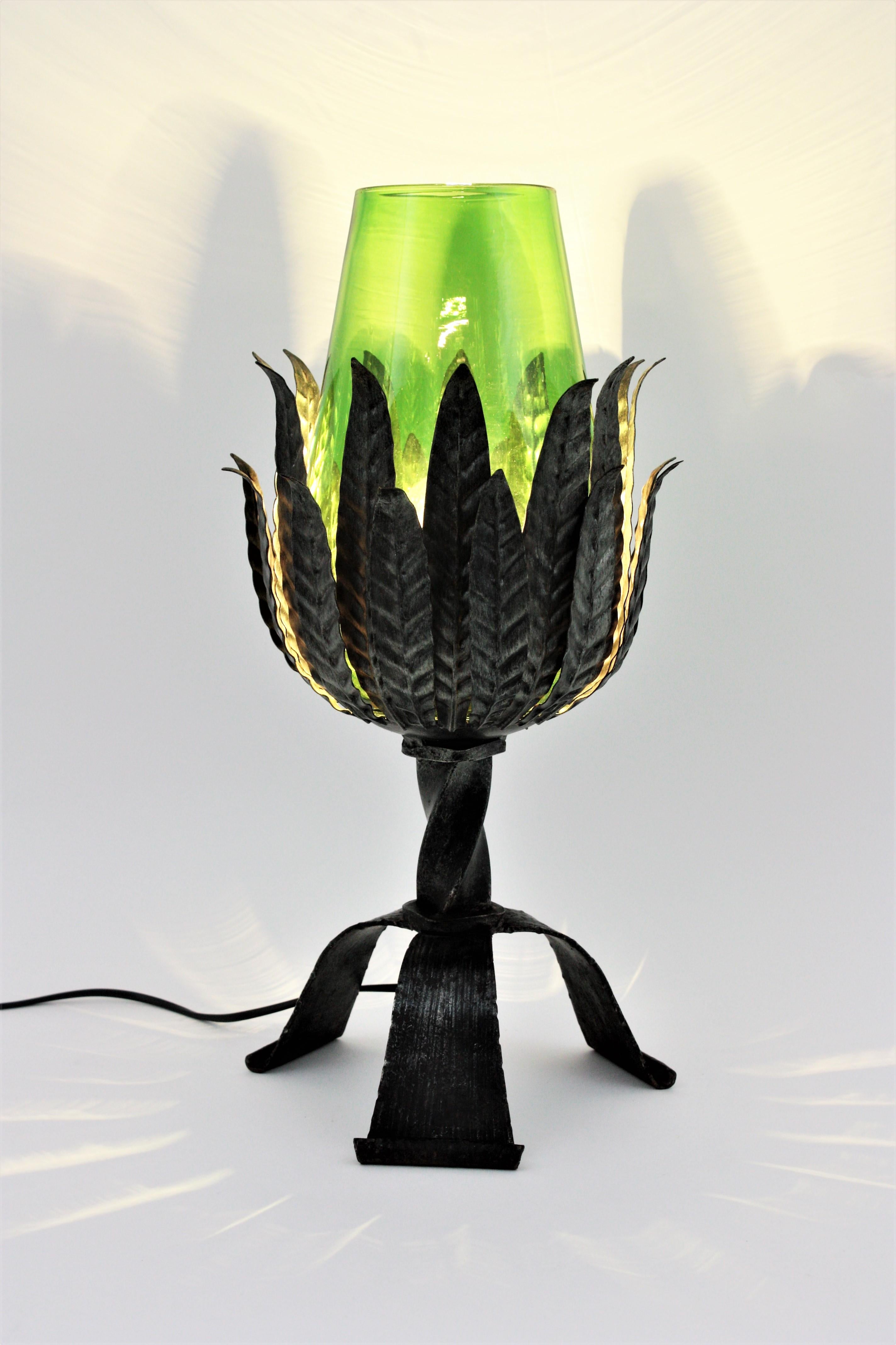 Brutalist Spanish Table Lamp, Wrought Iron and Green Glass, 1950s For Sale