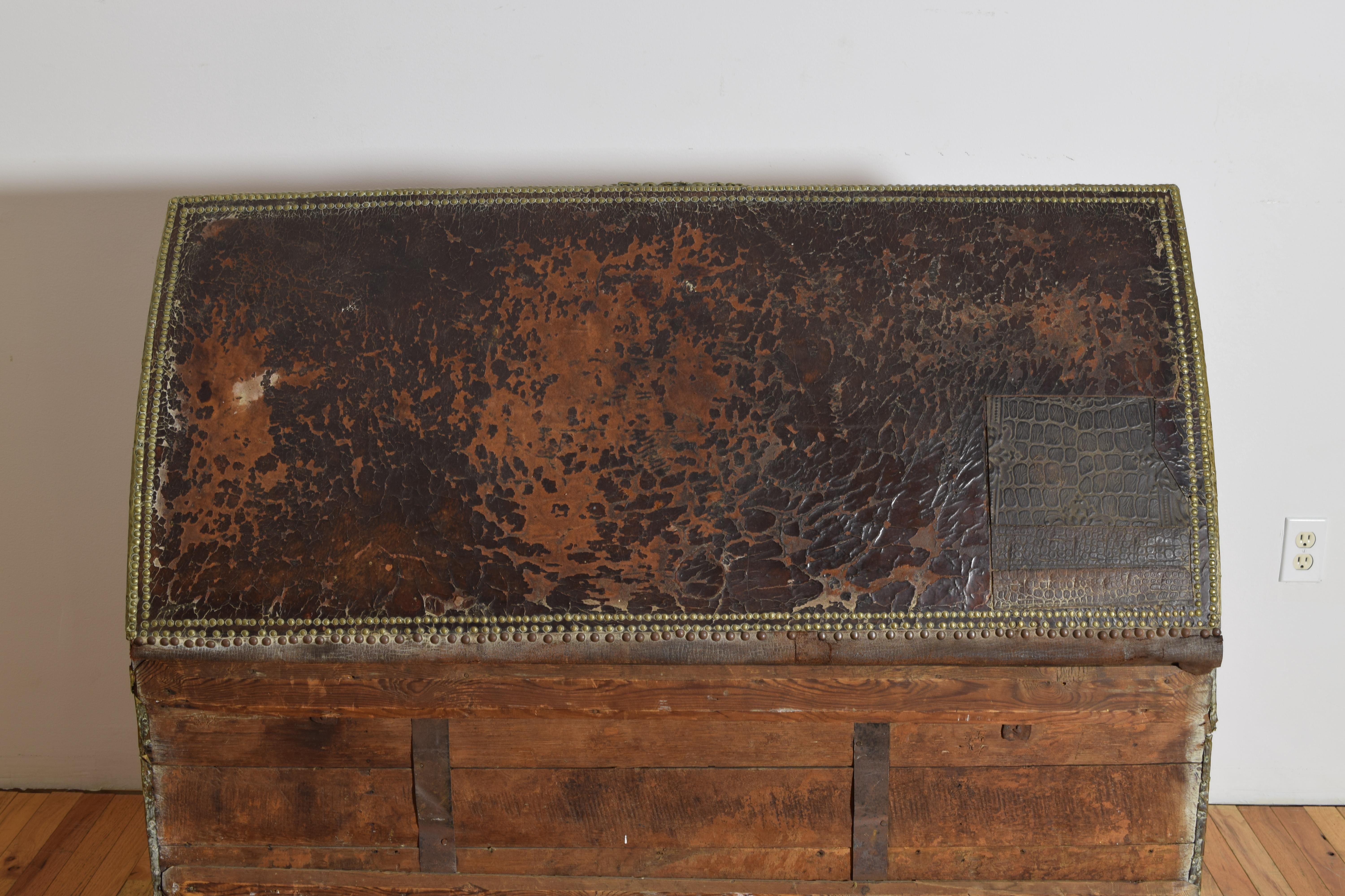 Spanish Late Baroque Leather, Brass, & Wrought Iron Trunk, ca. 1700 For Sale 7