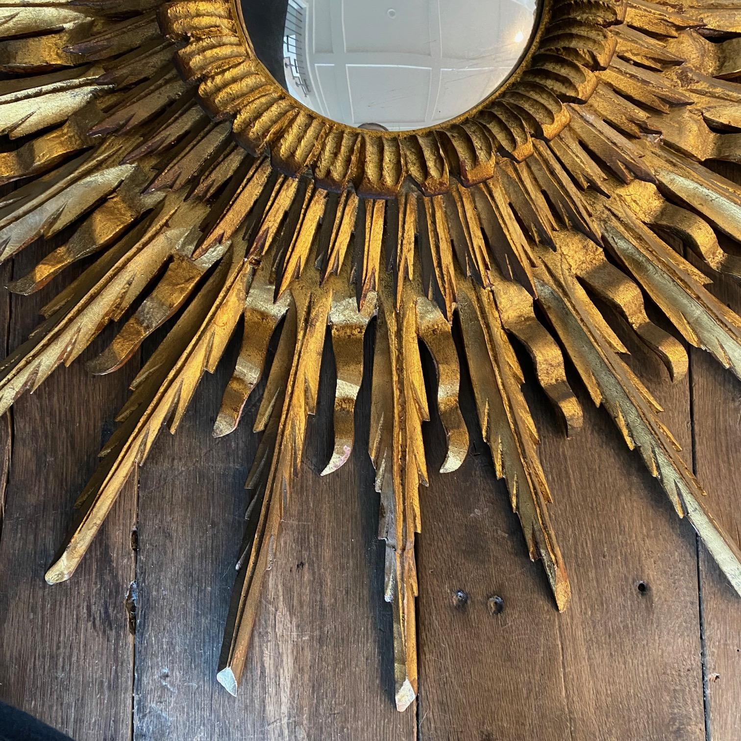 20th Century Spanish Layered Intricate Carved Giltwood Soleil Sunburst Starburst Wall Mirror For Sale