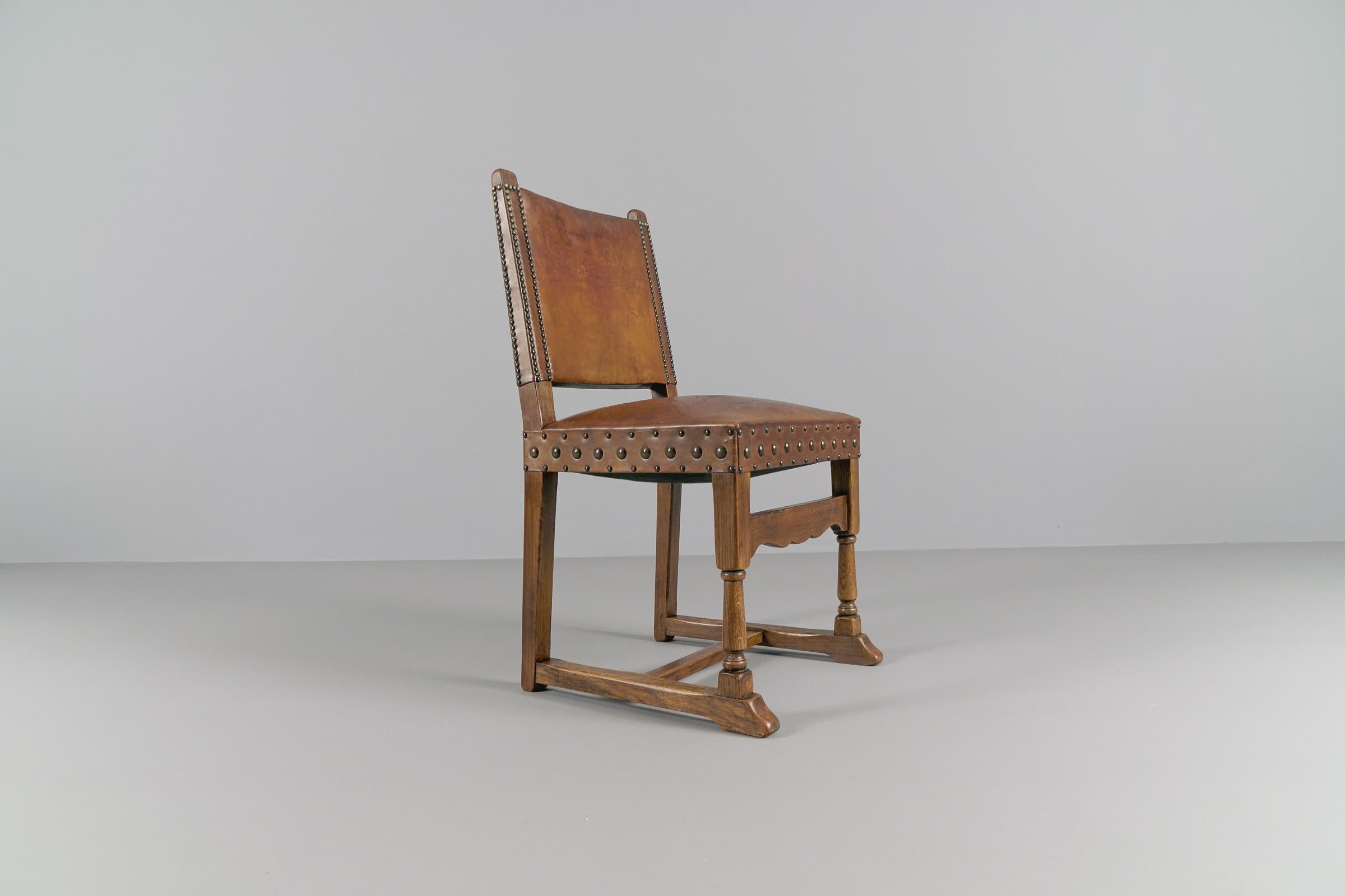  Spanische Stühle aus Leder und Holz, 4er-Set, 1940er-Jahre im Angebot 7