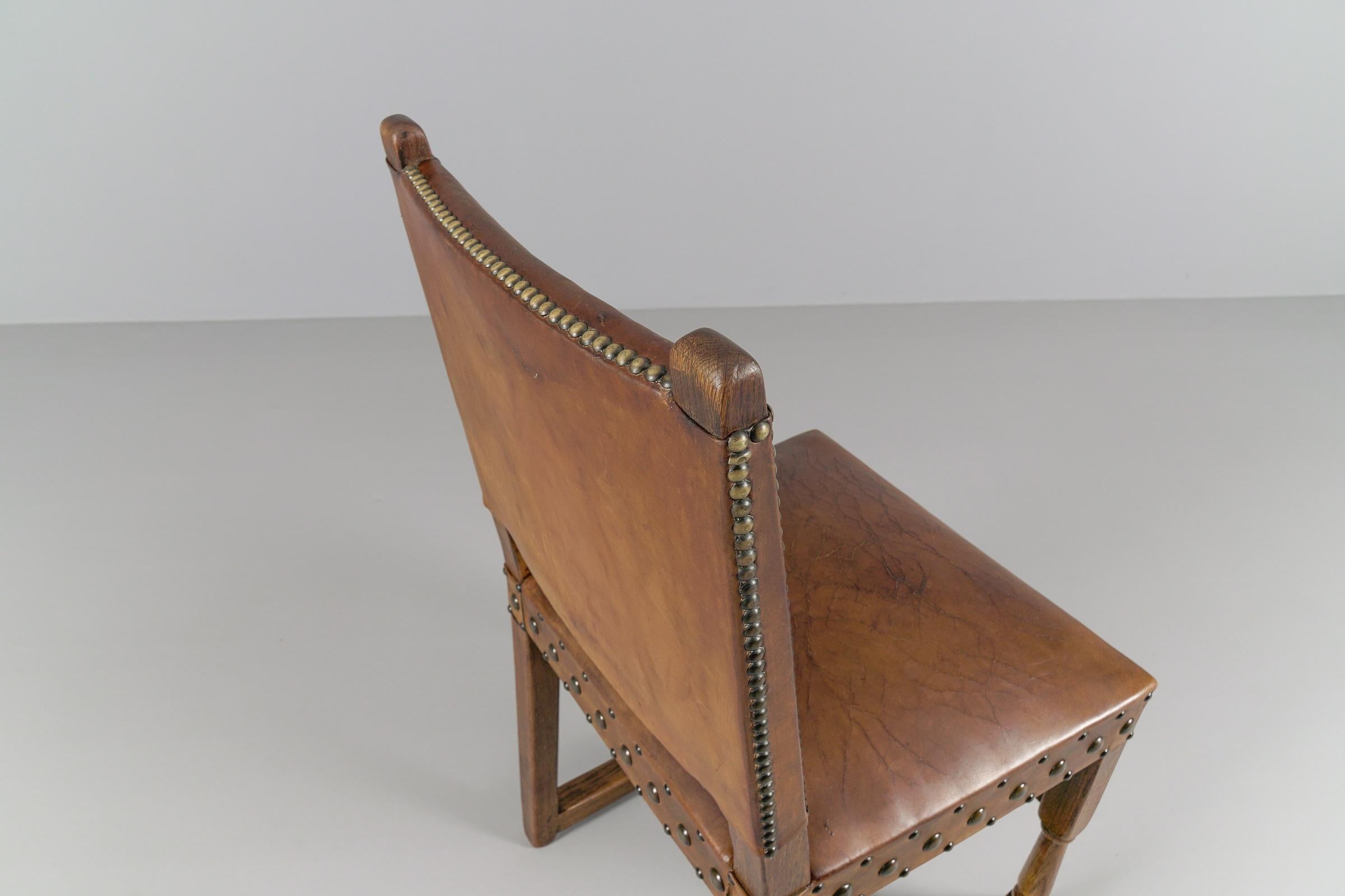  Spanische Stühle aus Leder und Holz, 4er-Set, 1940er-Jahre im Angebot 12