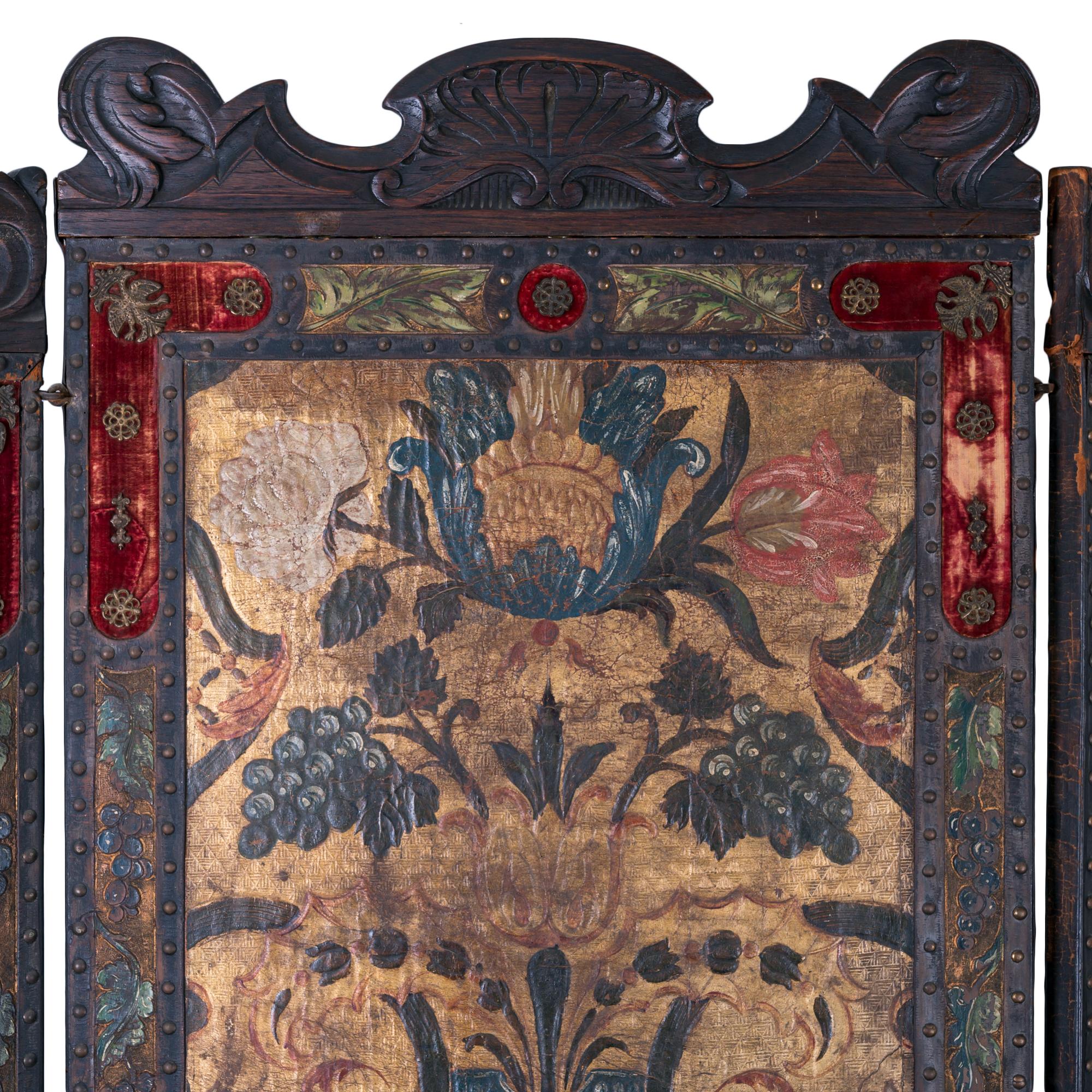 Spanish Leather Screen, 19th Century For Sale 1