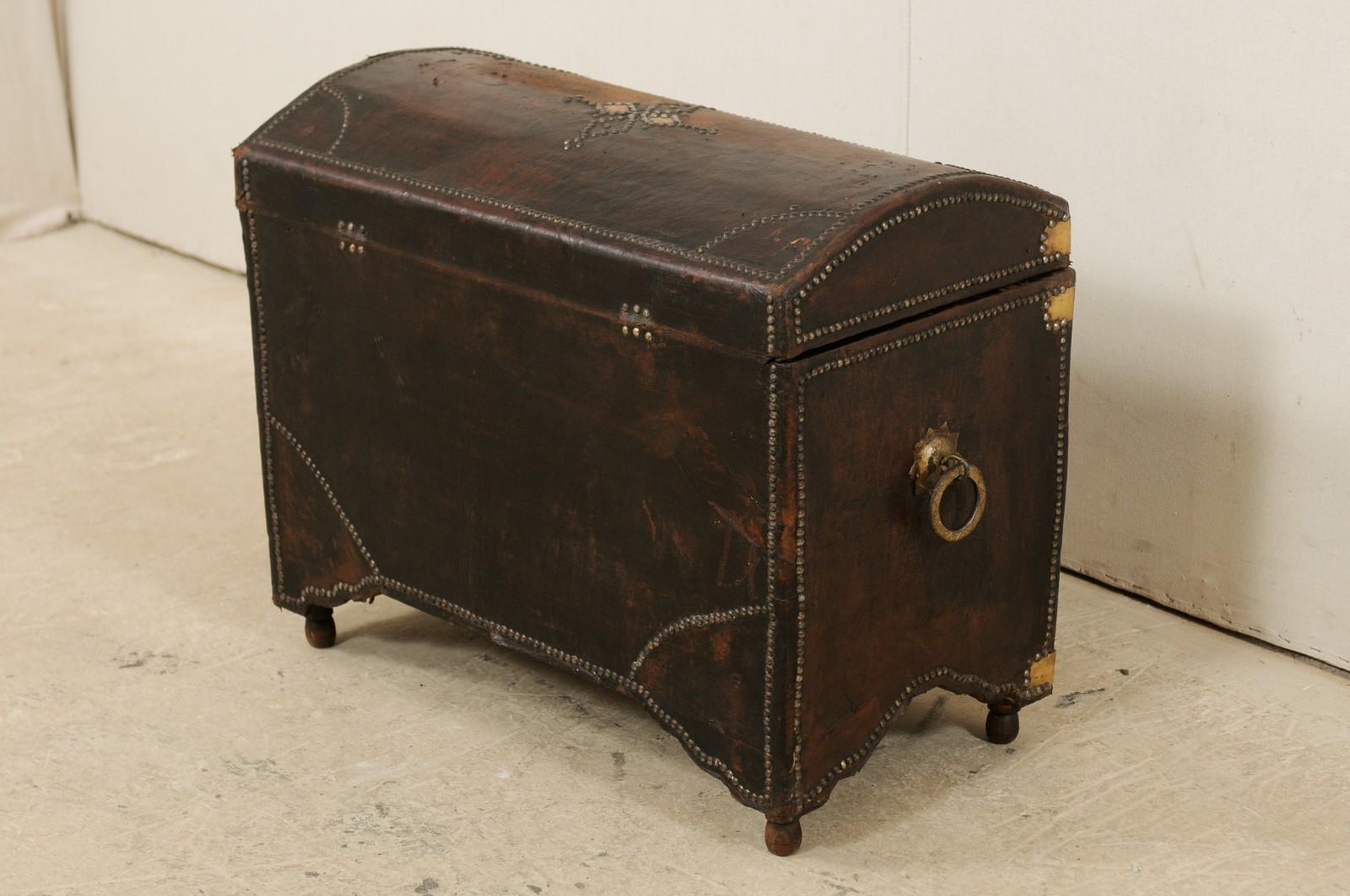 Spanish Leather-Wrapped Domed Coffer with Brass Accents from the 19th Century  For Sale 5