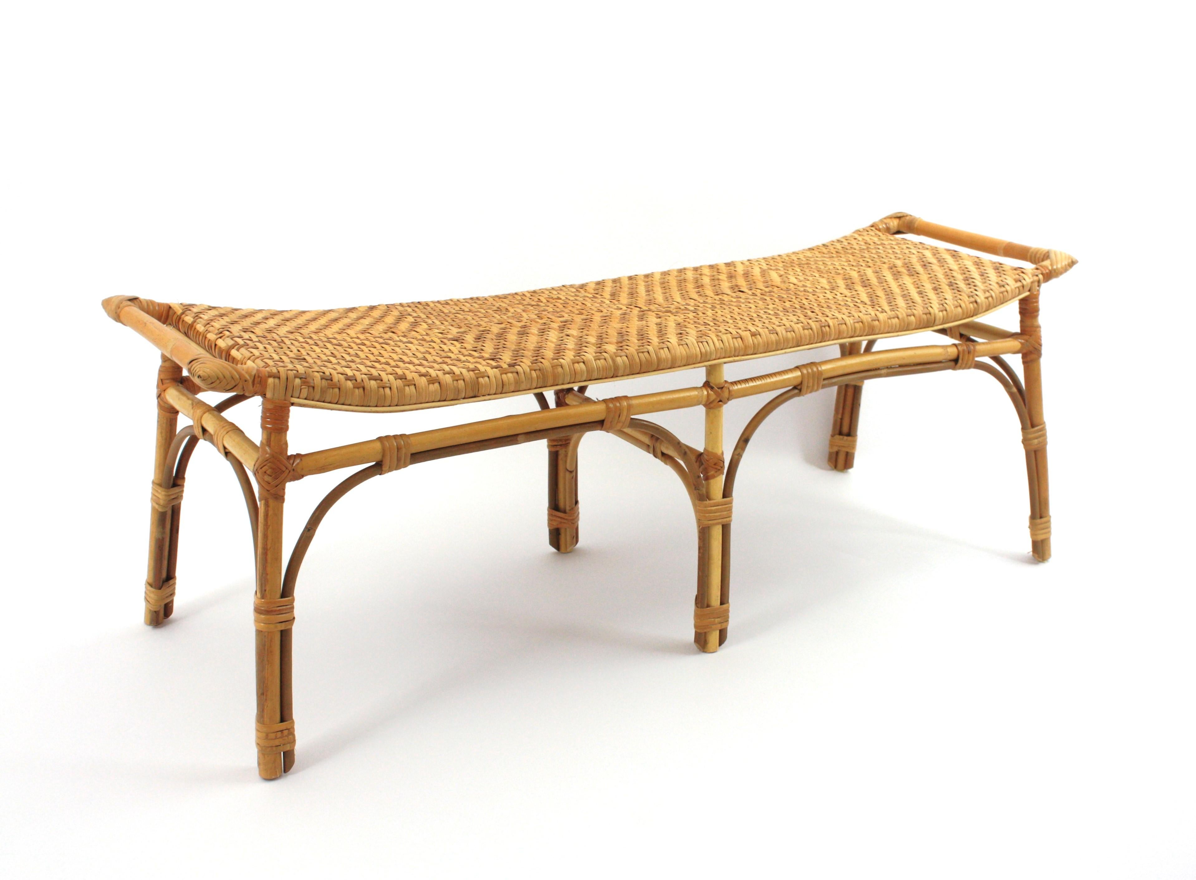 Spanish Long Bench or Coffee Table in Rattan and Woven Cane en vente 3