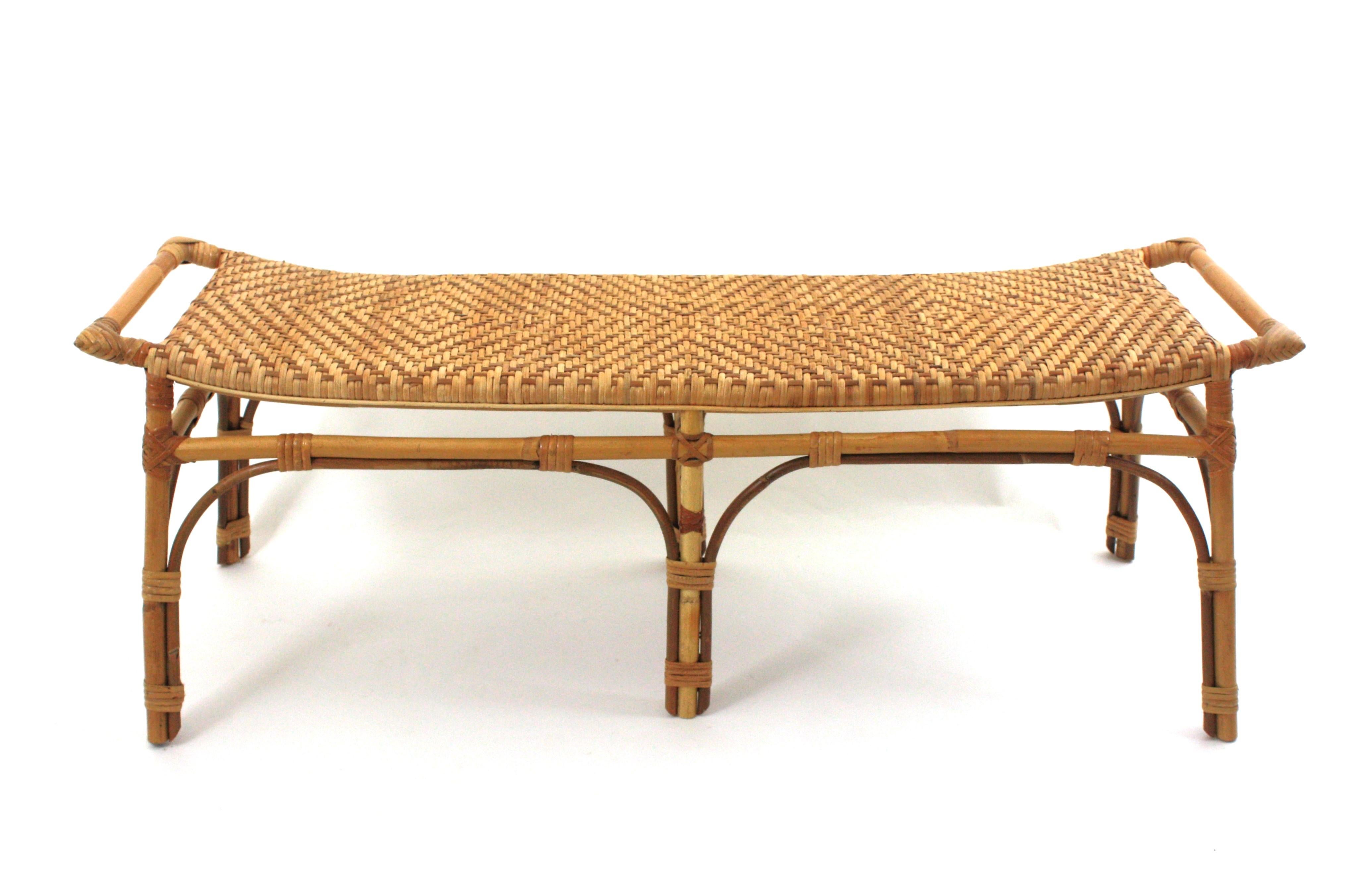 20ième siècle Spanish Long Bench or Coffee Table in Rattan and Woven Cane en vente