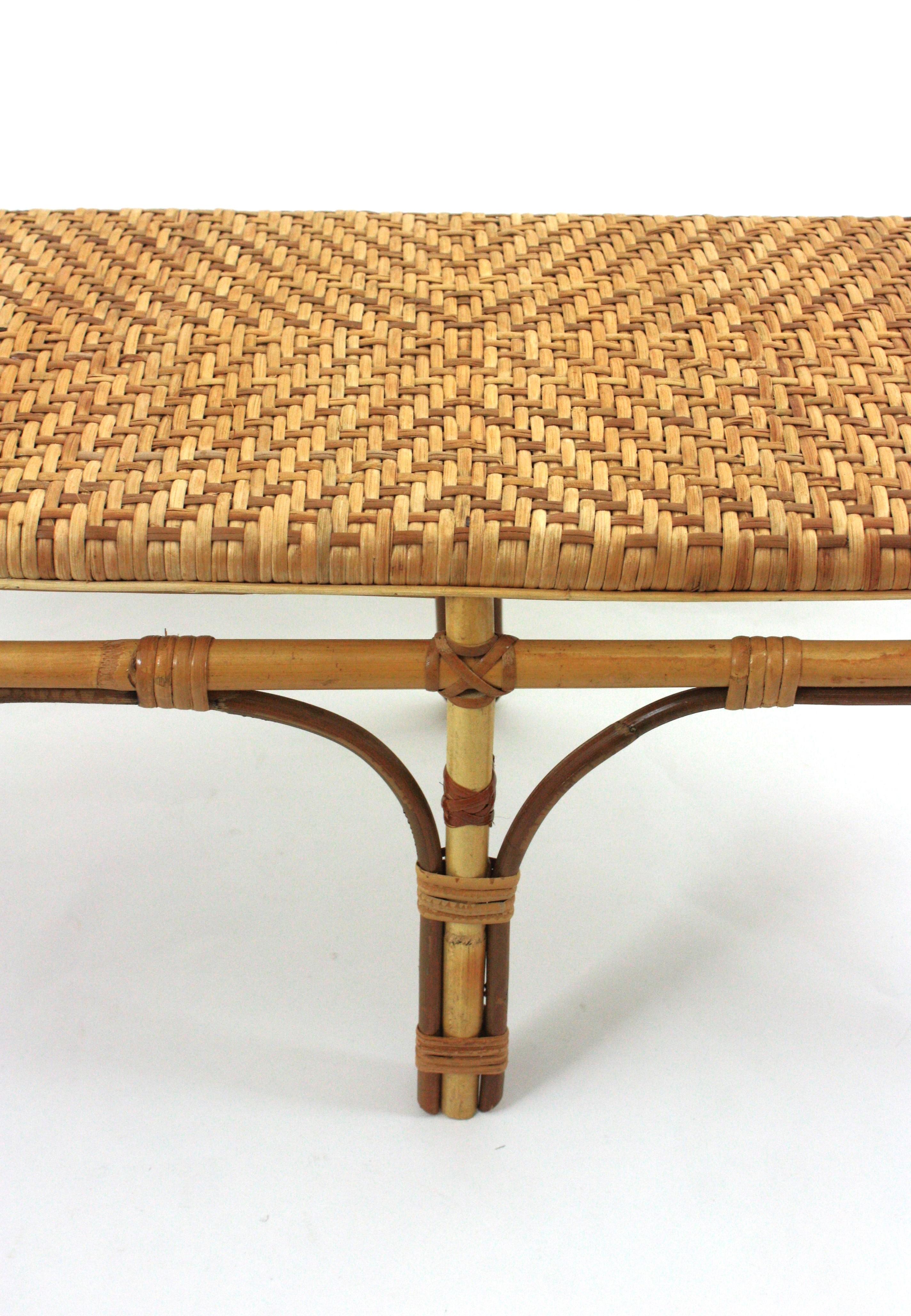 Spanish Long Bench or Coffee Table in Rattan and Woven Cane en vente 1