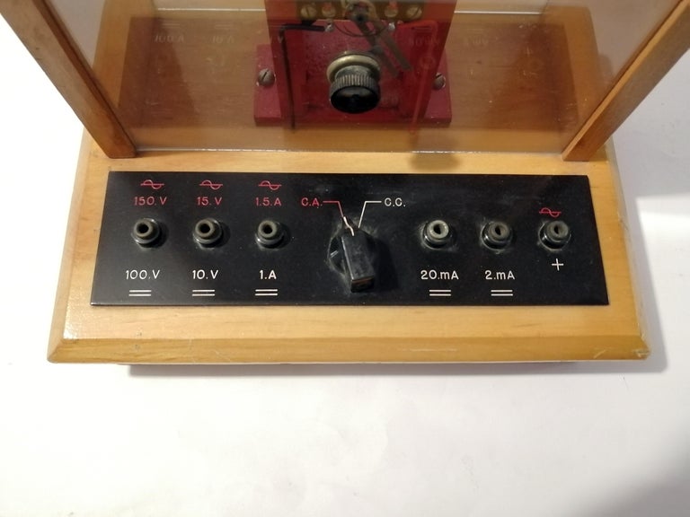 Spanish MCM Instituto L. Torres Quevedo Educational Galvanometer In Good Condition For Sale In Mexico City, MX
