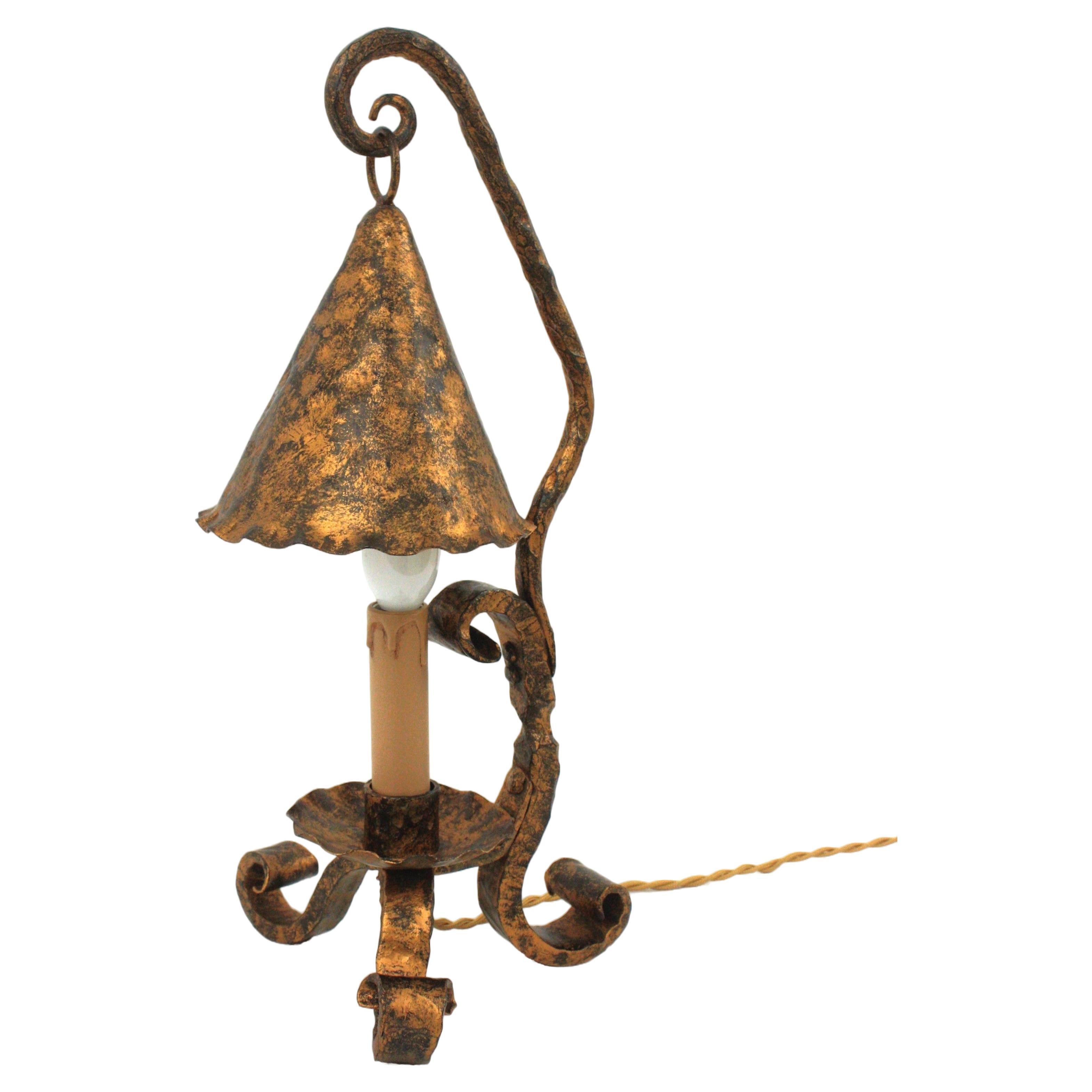 Forged Spanish Medieval Table Lamp in Gilt Wrought Iron For Sale