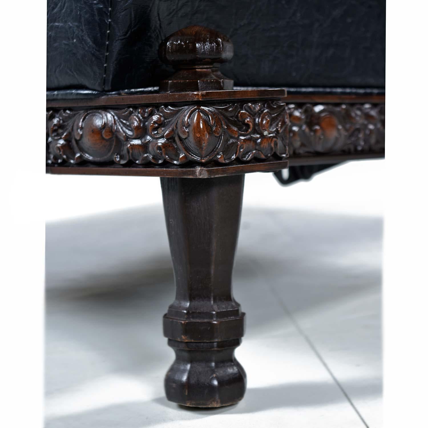 Spanish Meditteranean Style Black Tufted Vinyl Recliner Lounge Chair and Ottoman (Eichenholz)