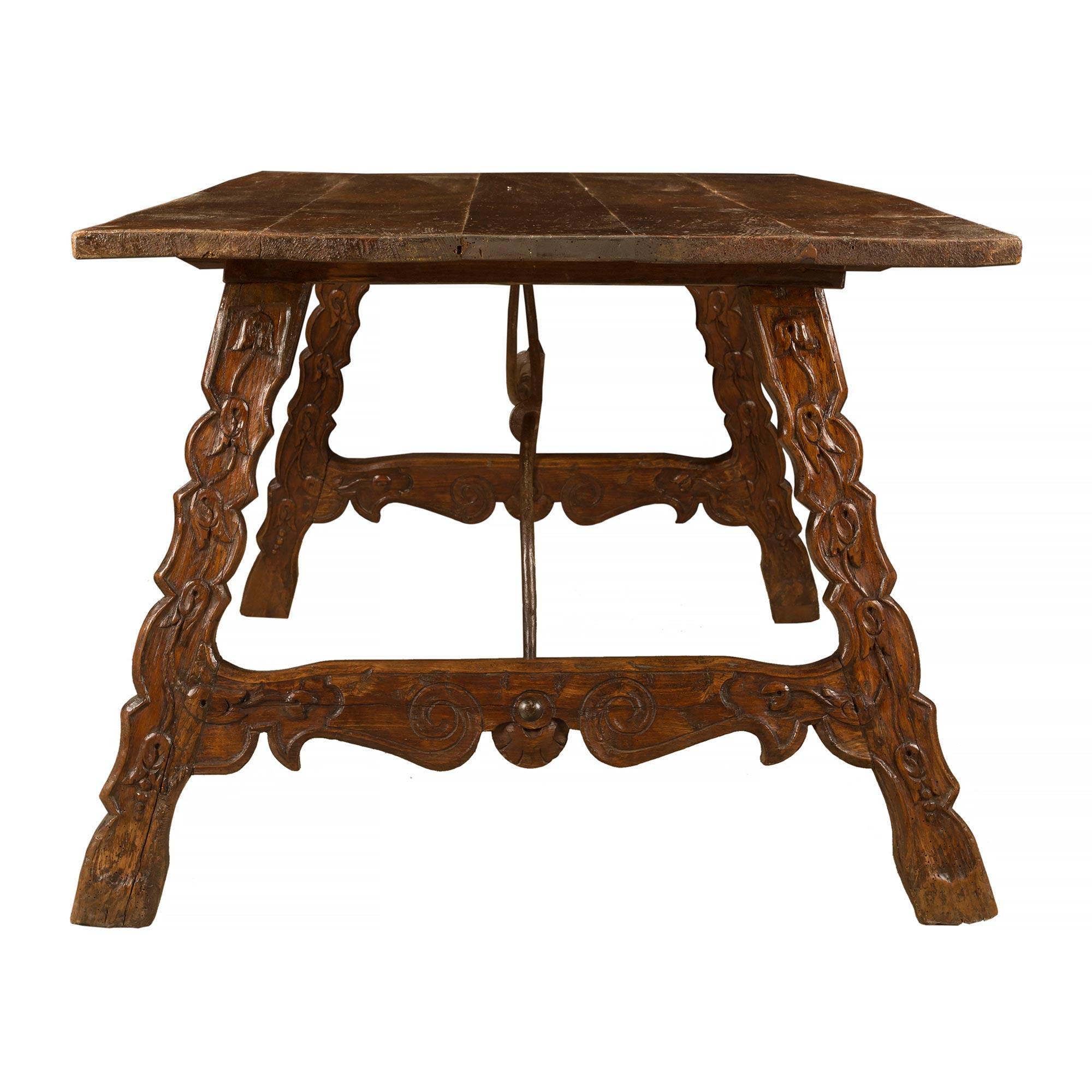 Wrought Iron Spanish Mid-19th Century Country Dining/Center Table in Dark Patinated Oak For Sale