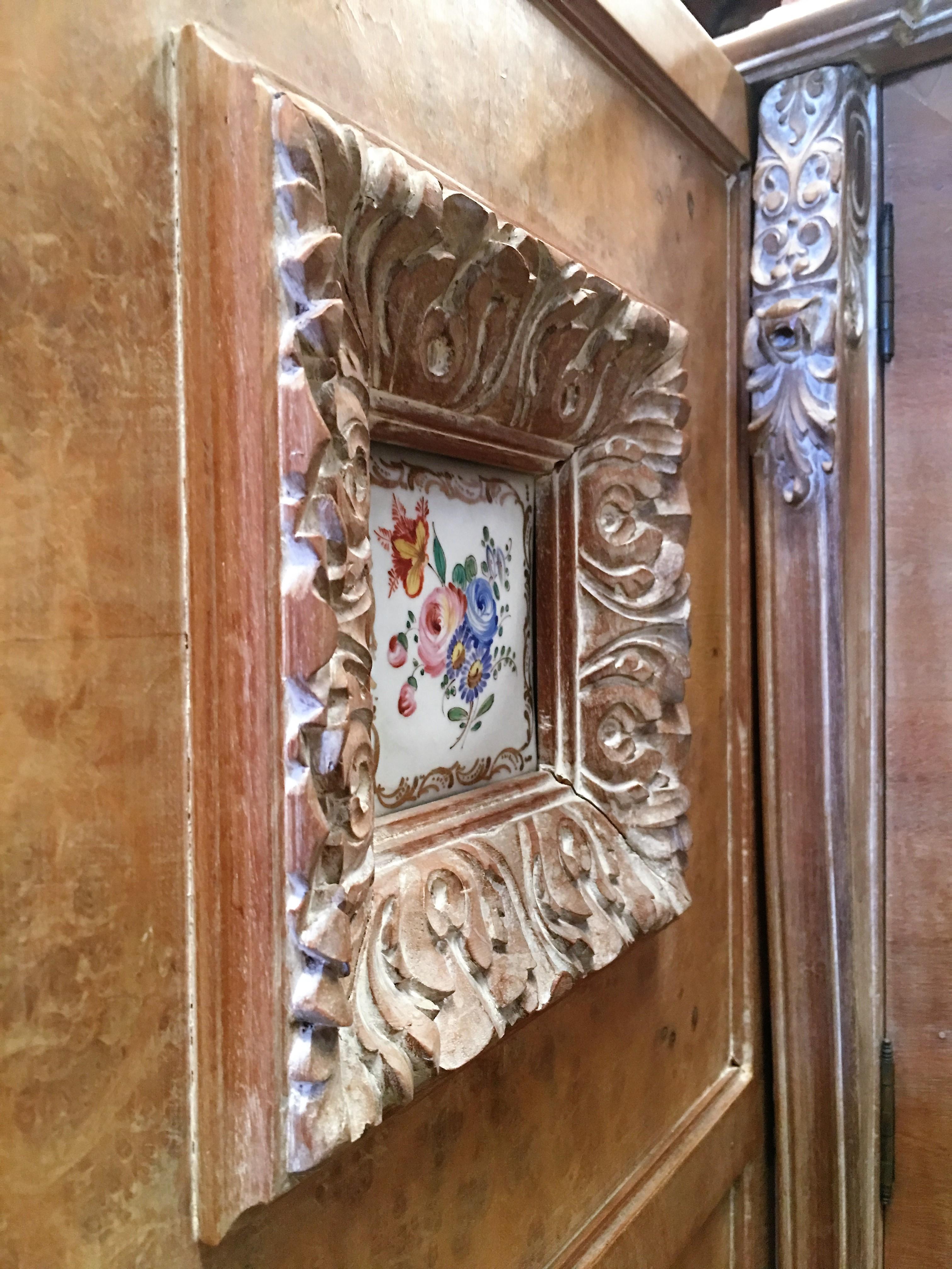 Spanish Mid-20th Carved Sideboard with Four Decorated Ceramic Panels in Doors 4